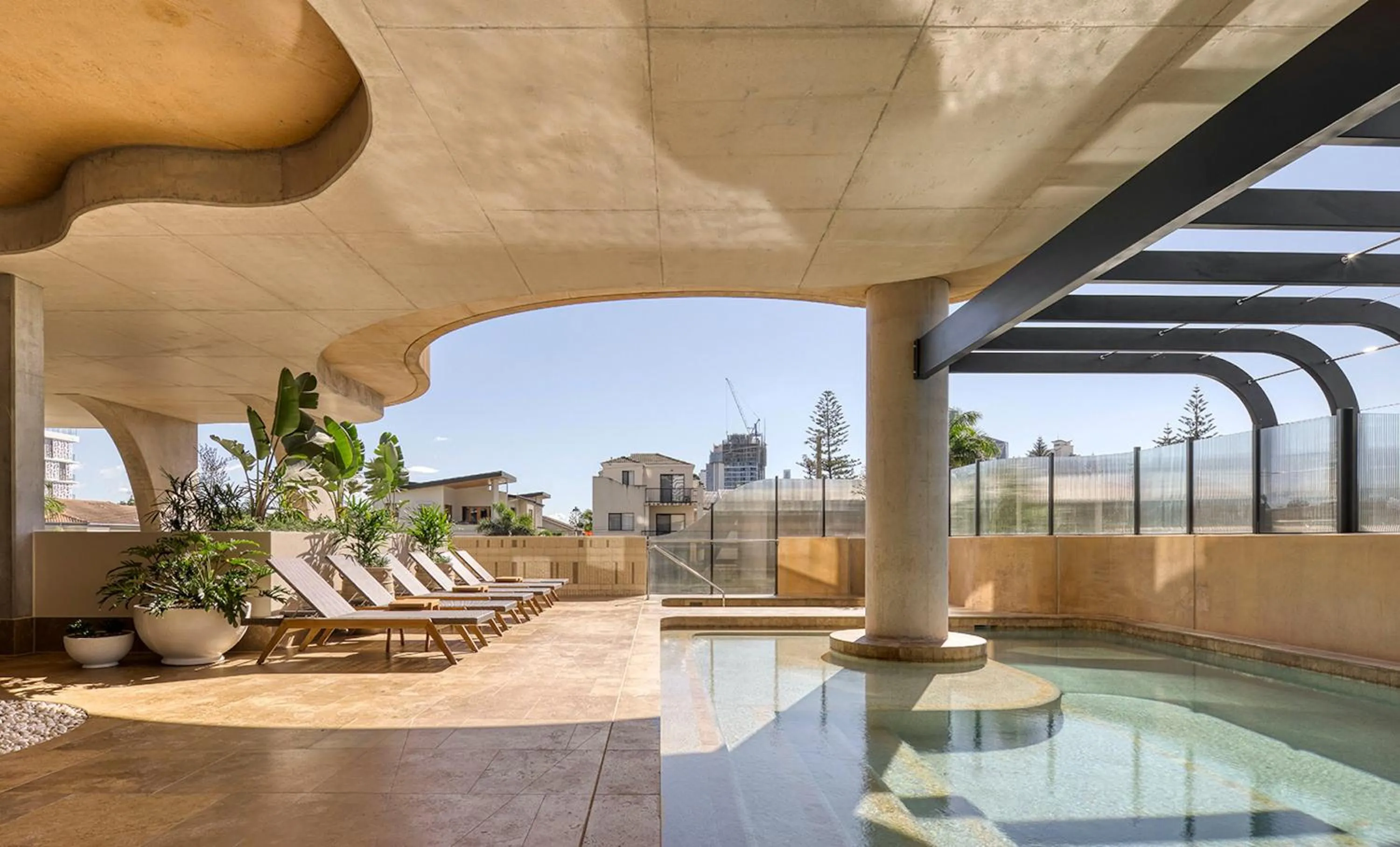 Swimming pool in Encore Broadbeach - Official