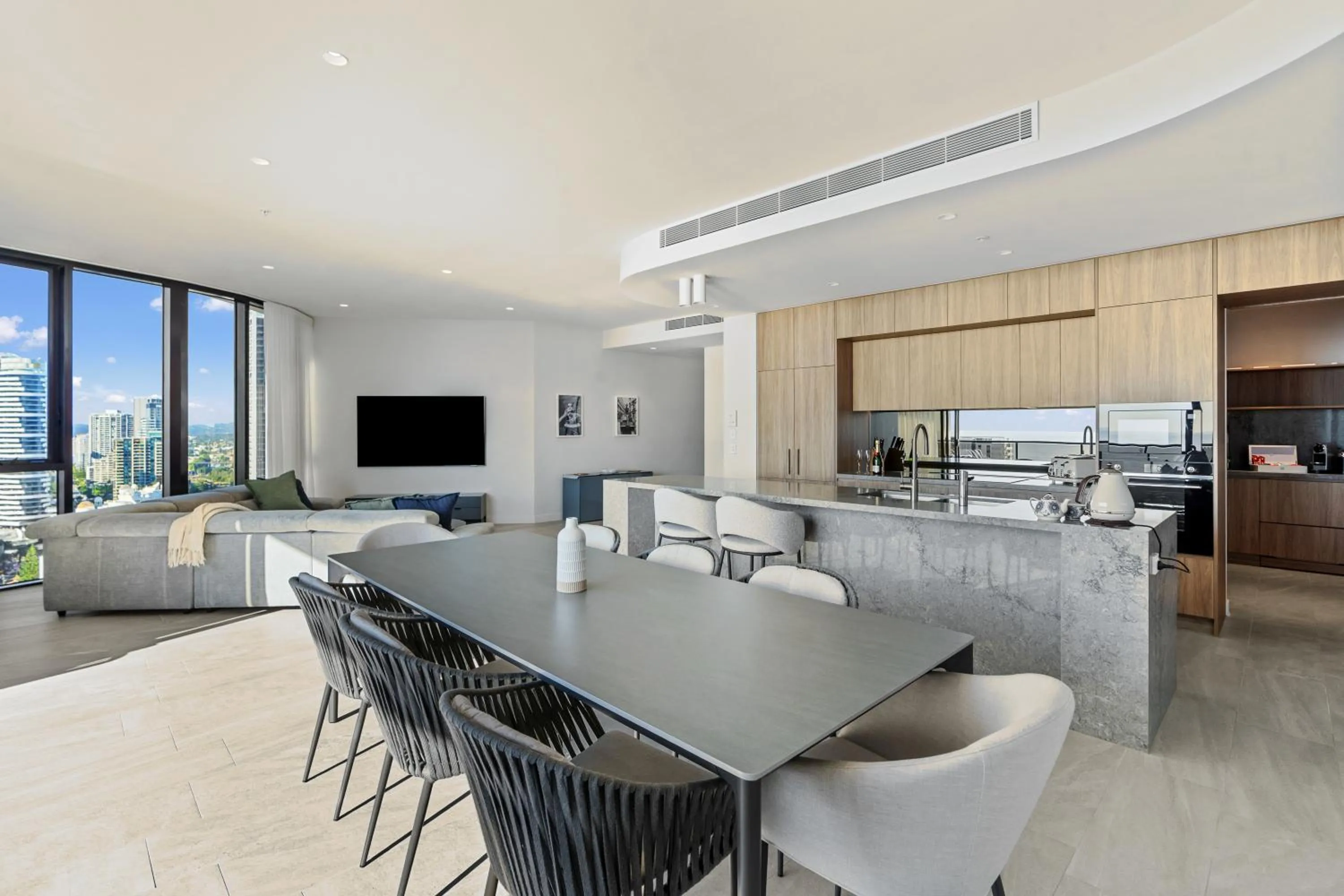 Encore Broadbeach - Official