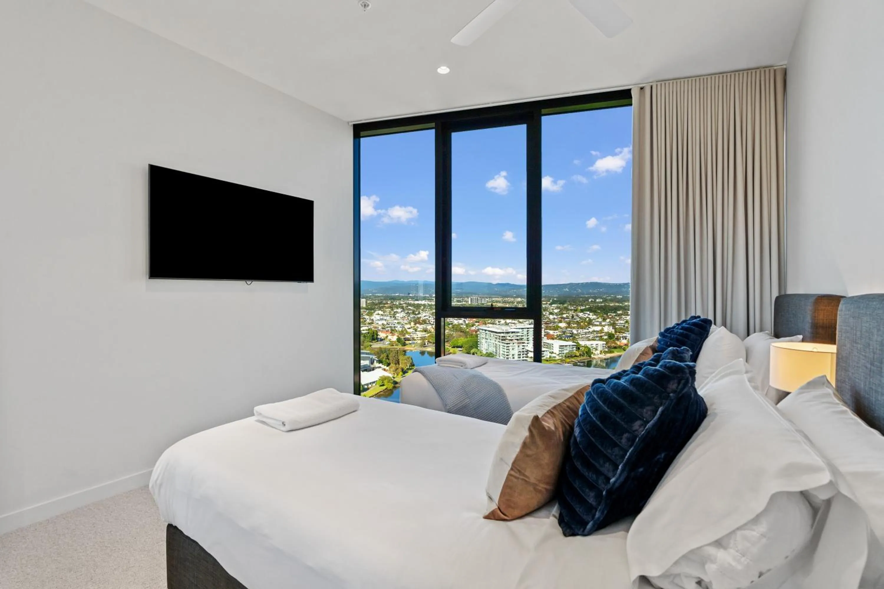 Bed in Encore Broadbeach - Official