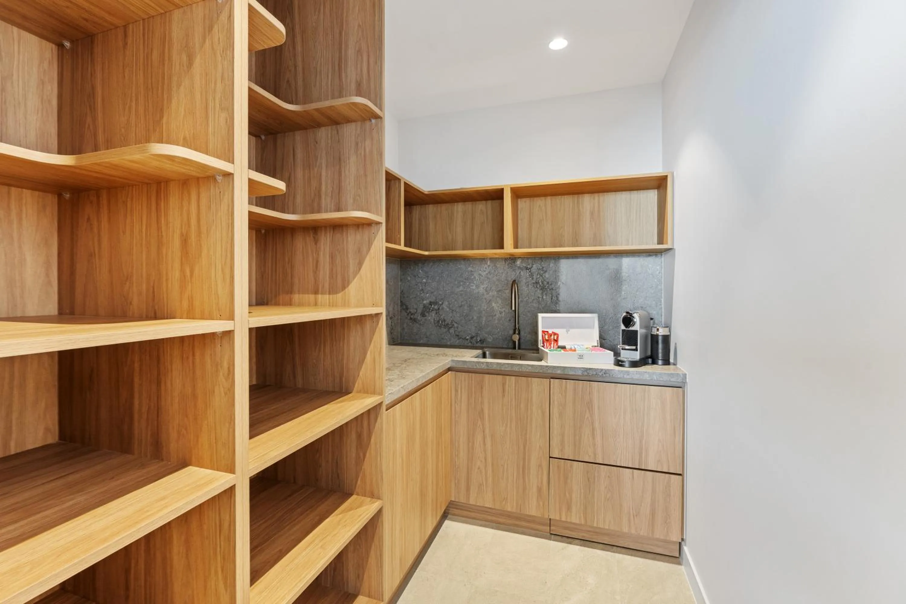 Encore Broadbeach - Official