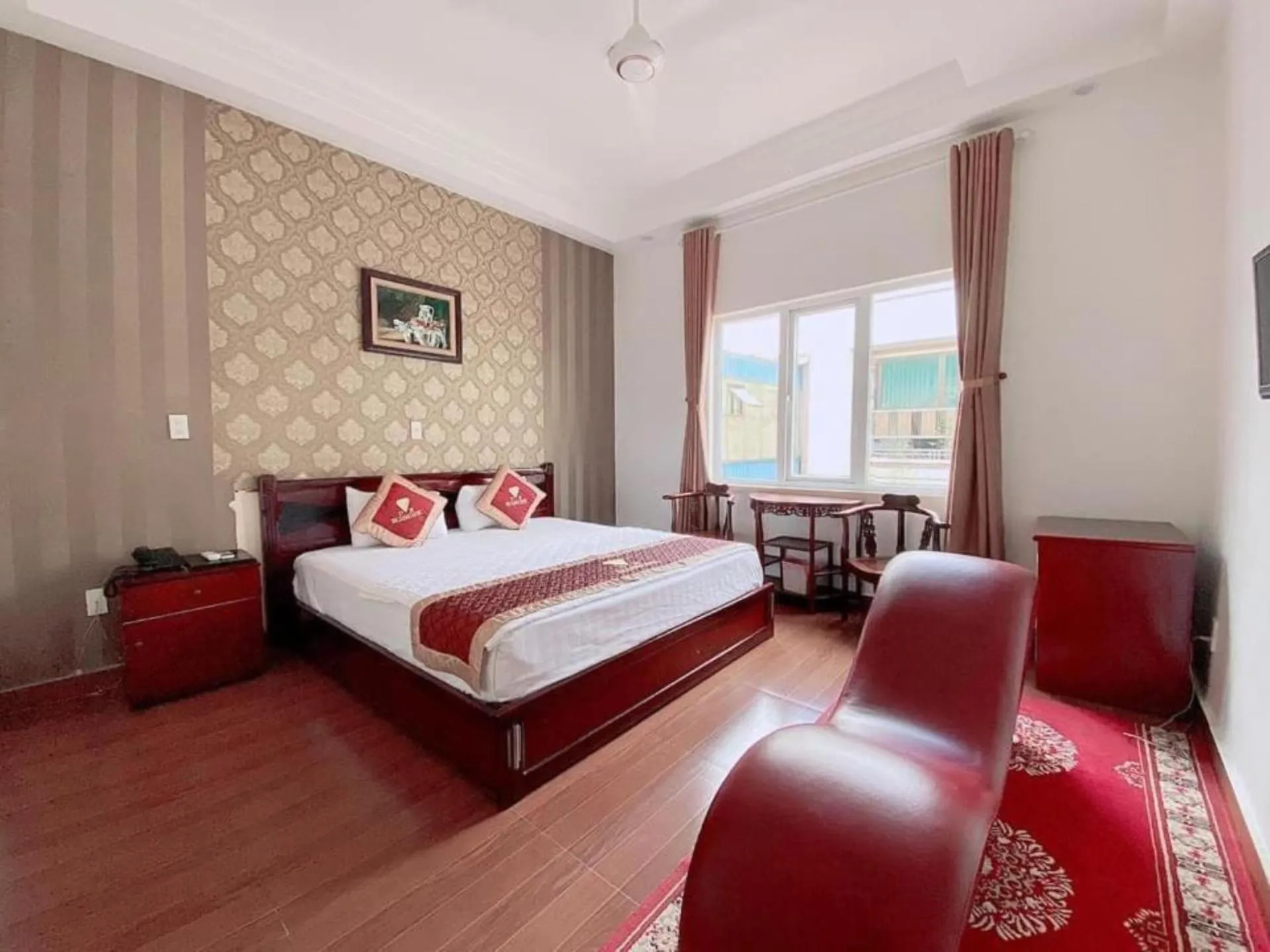 Bedroom, Bed in Diamond Hotel Thai Binh