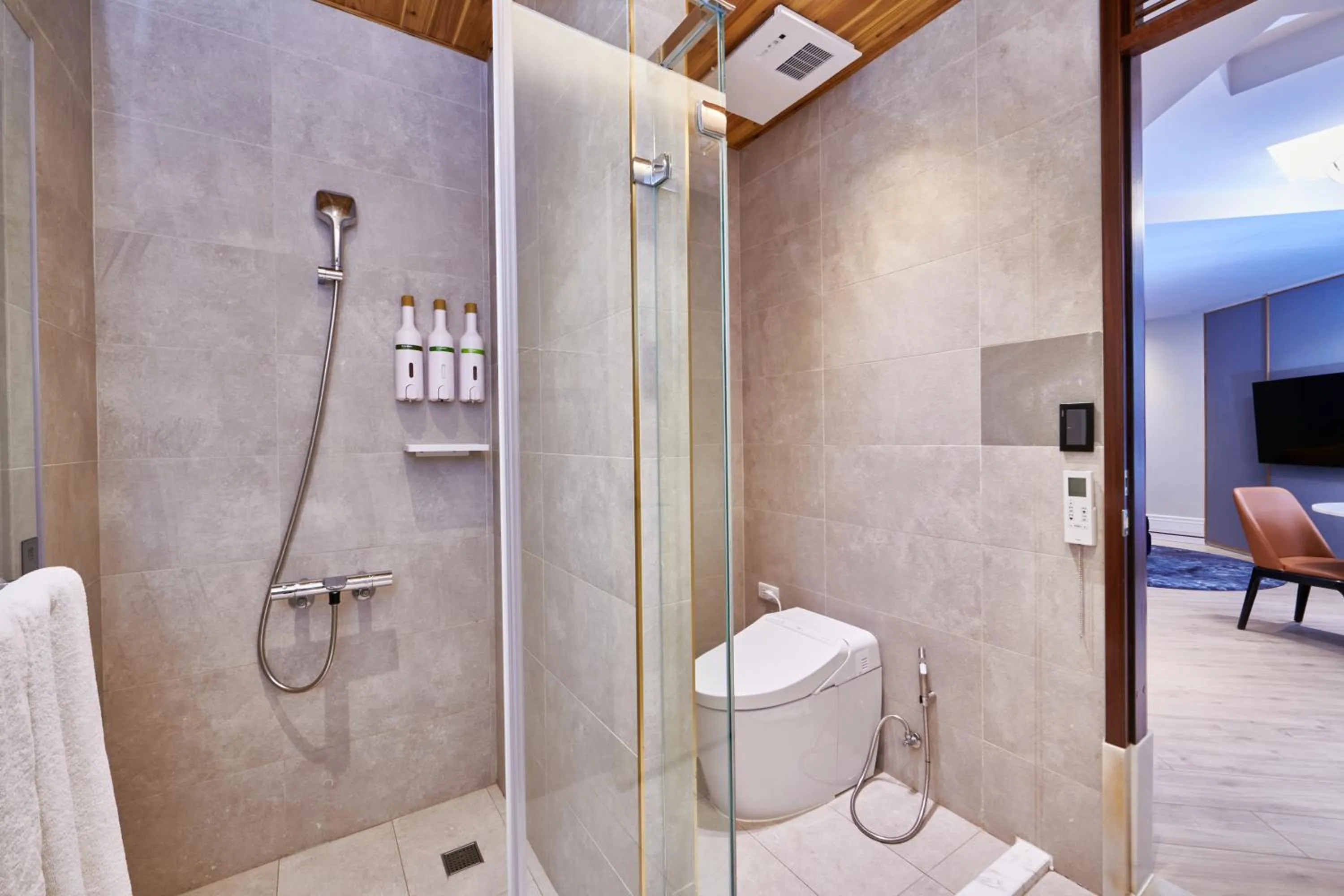 Toilet in 墾丁耳東華苑ErDong Manor