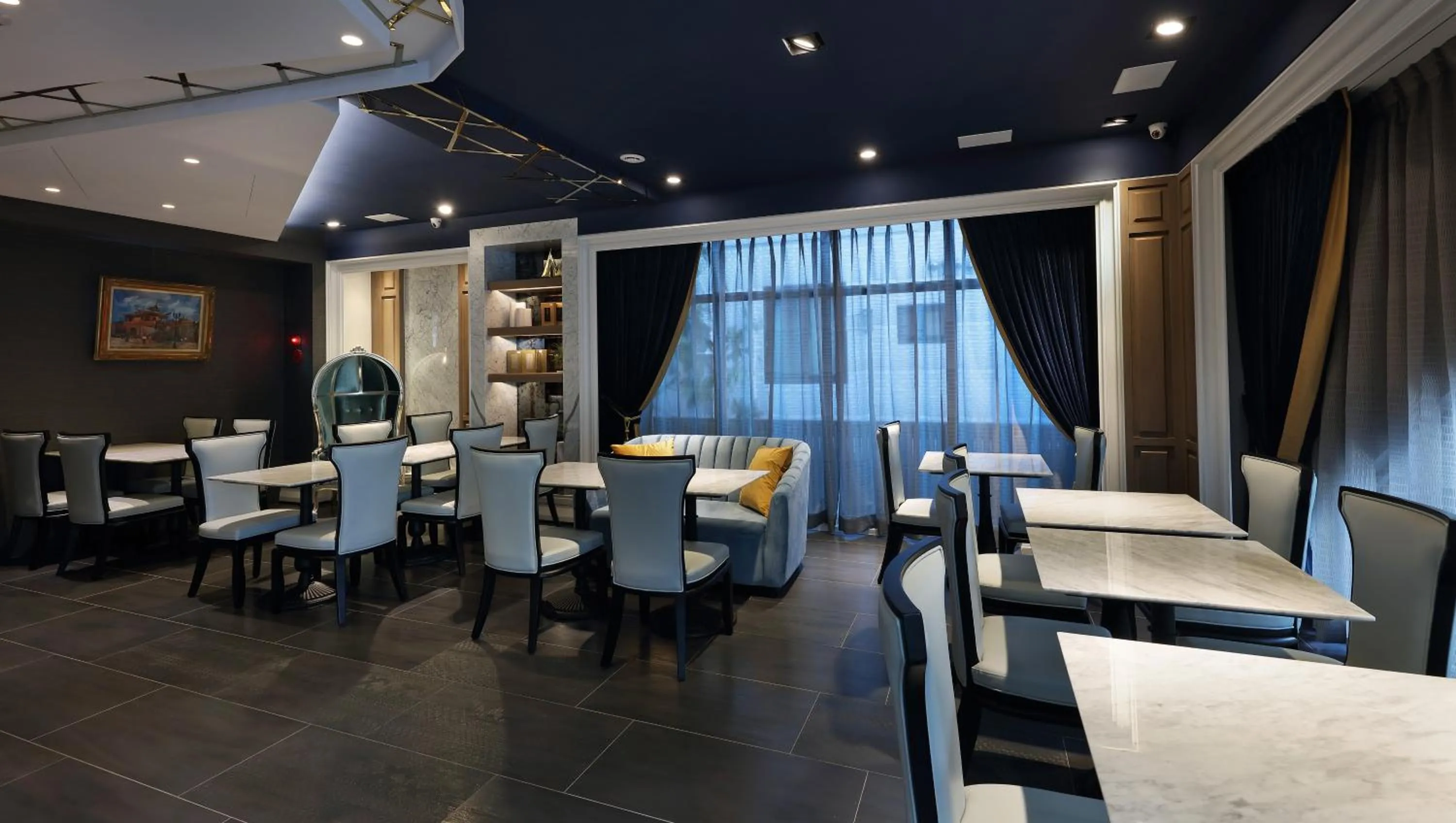 Restaurant/places to eat in 墾丁耳東華苑ErDong Manor