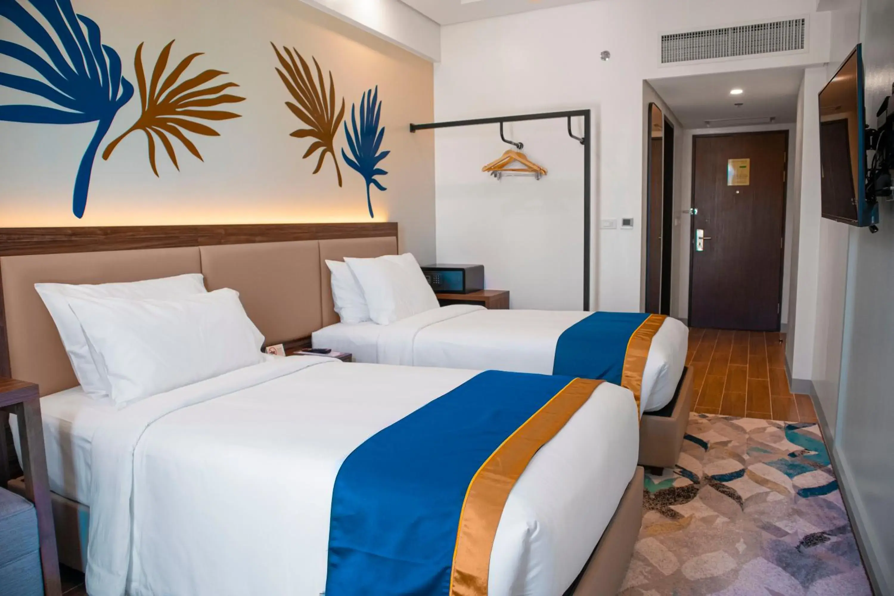 Deluxe Twin Room in Kingsford Hotel Manila Bay Deluxe Twin Room in Kingsford Hotel Manila Bay