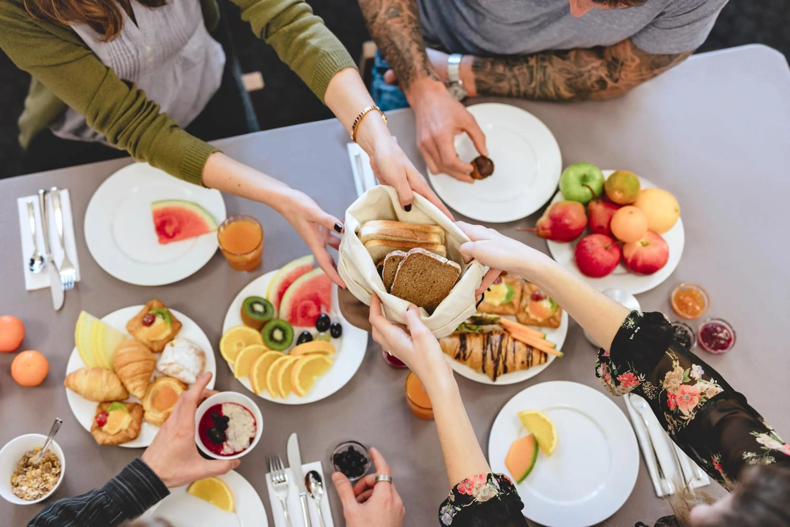 Food and drinks in Aparthotel Adagio Zurich City Center