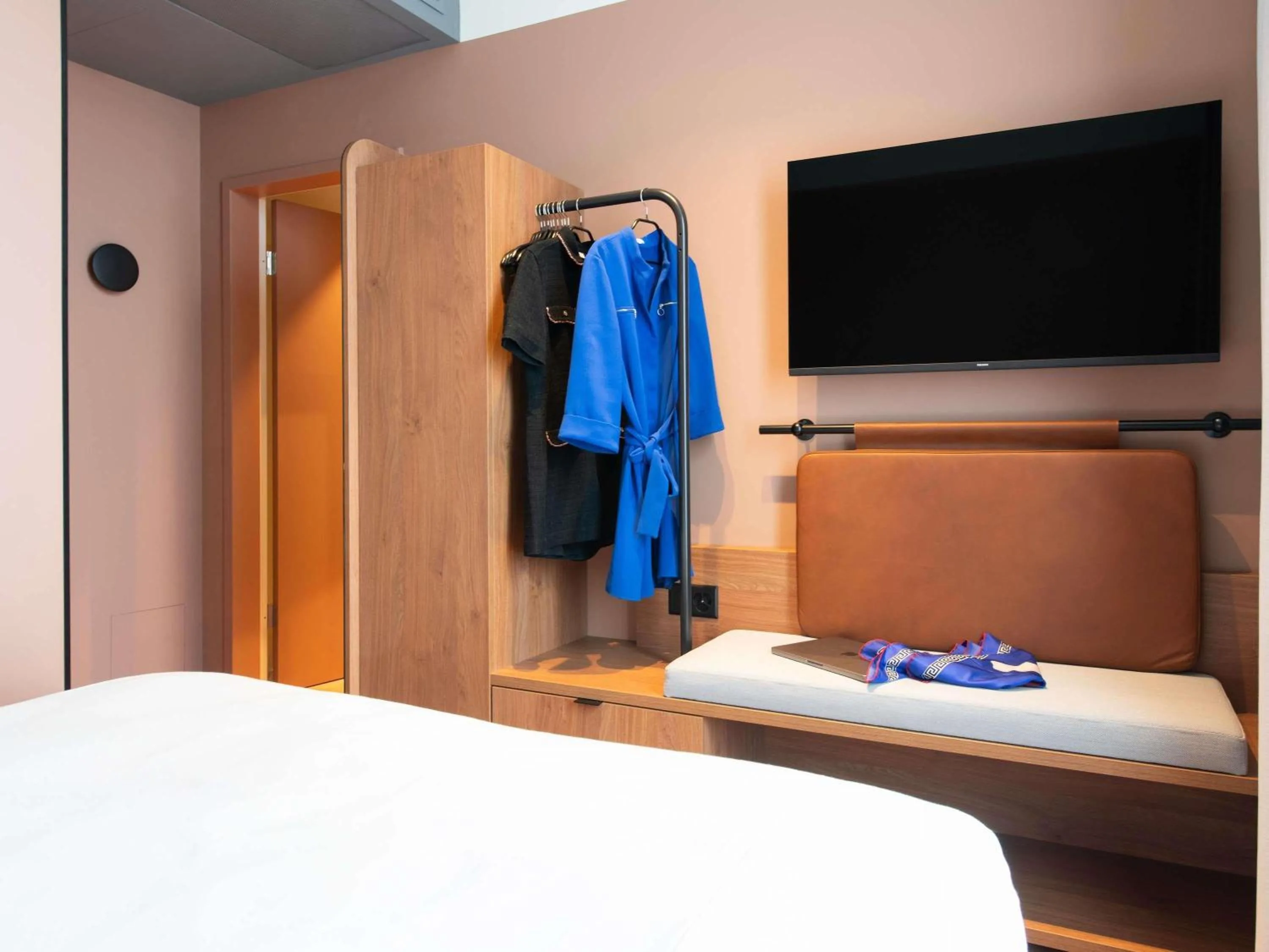 Bedroom, Bed in Aparthotel Adagio Zurich City Center