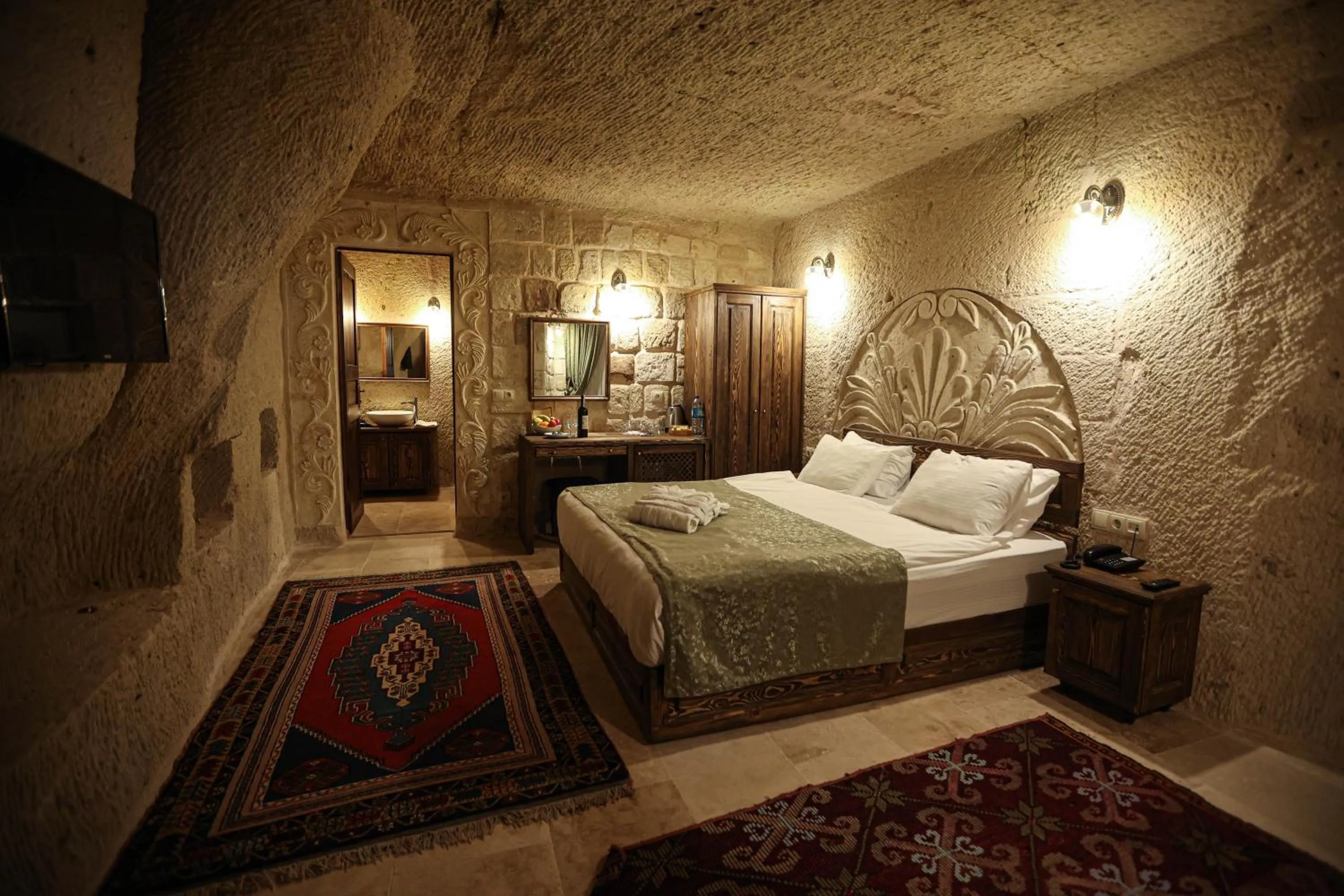 Photo of the whole room, Bed in Nox Cave Hotel Special Class