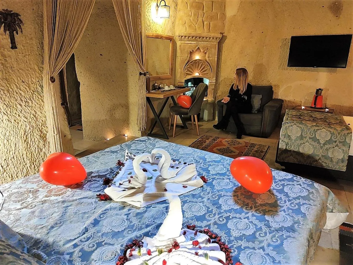 Bedroom, Bed in Nox Cave Hotel Special Class