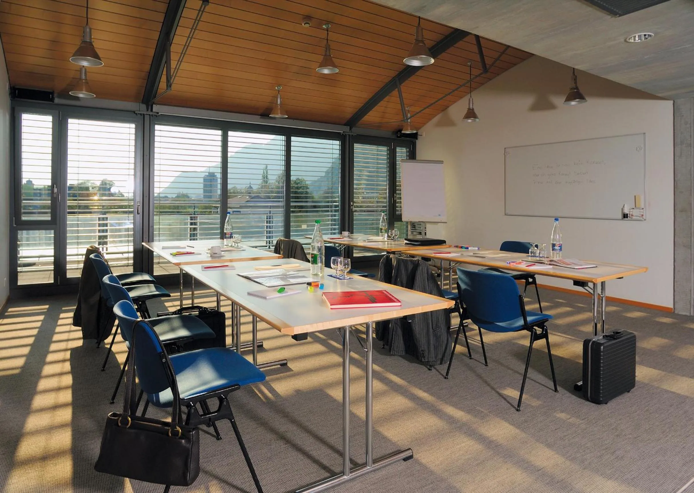 Meeting/conference room in Hotel Artos Interlaken