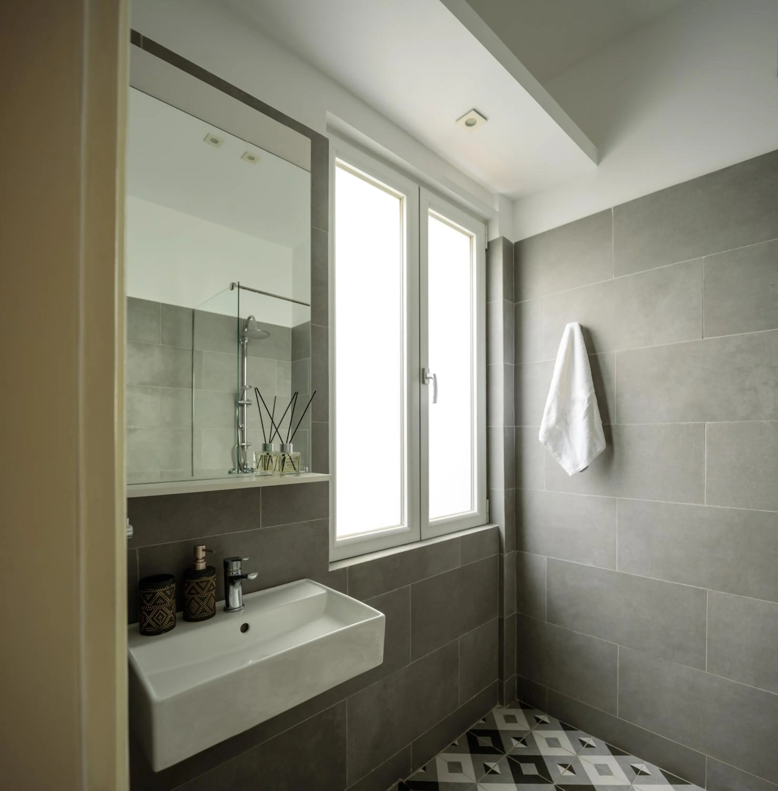 Bathroom in THIRAMENOUS RESIDENCE