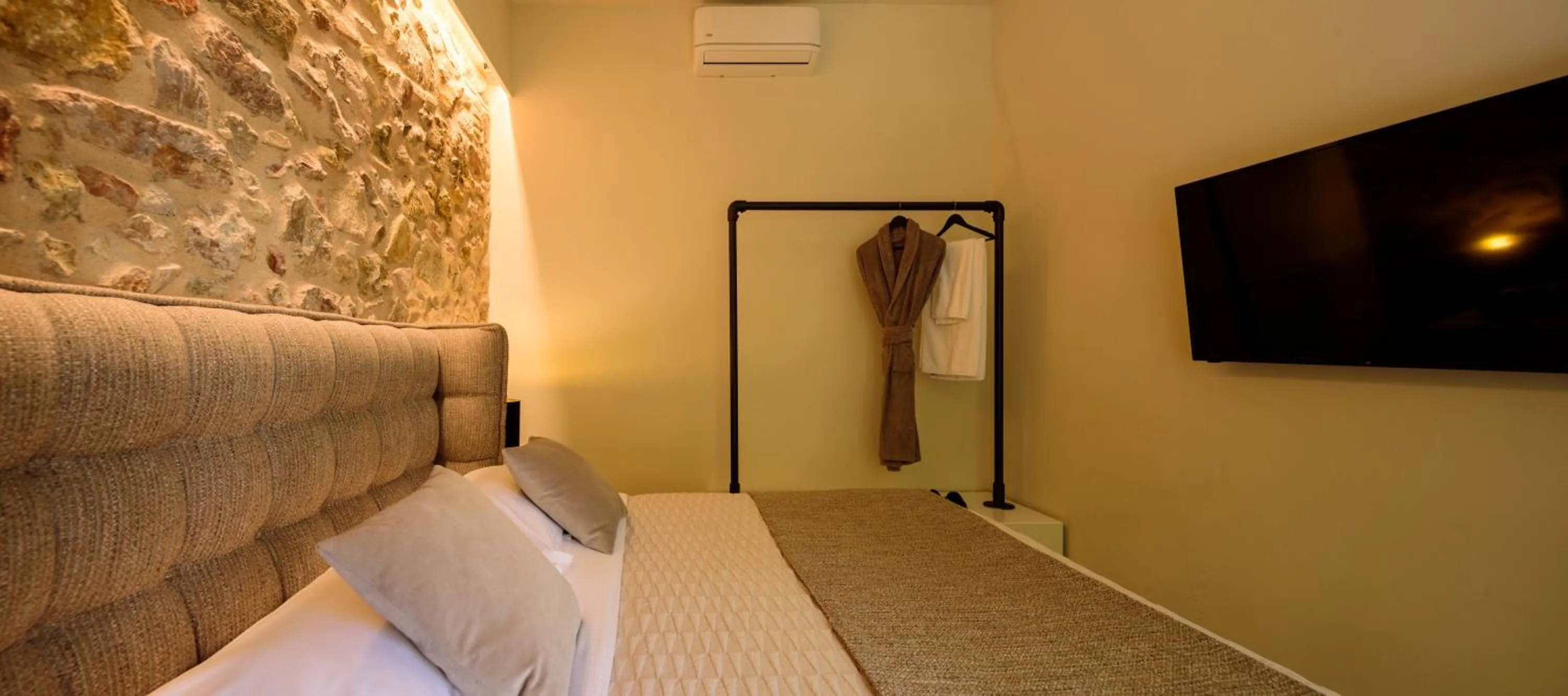 Bedroom, Bed in THIRAMENOUS RESIDENCE