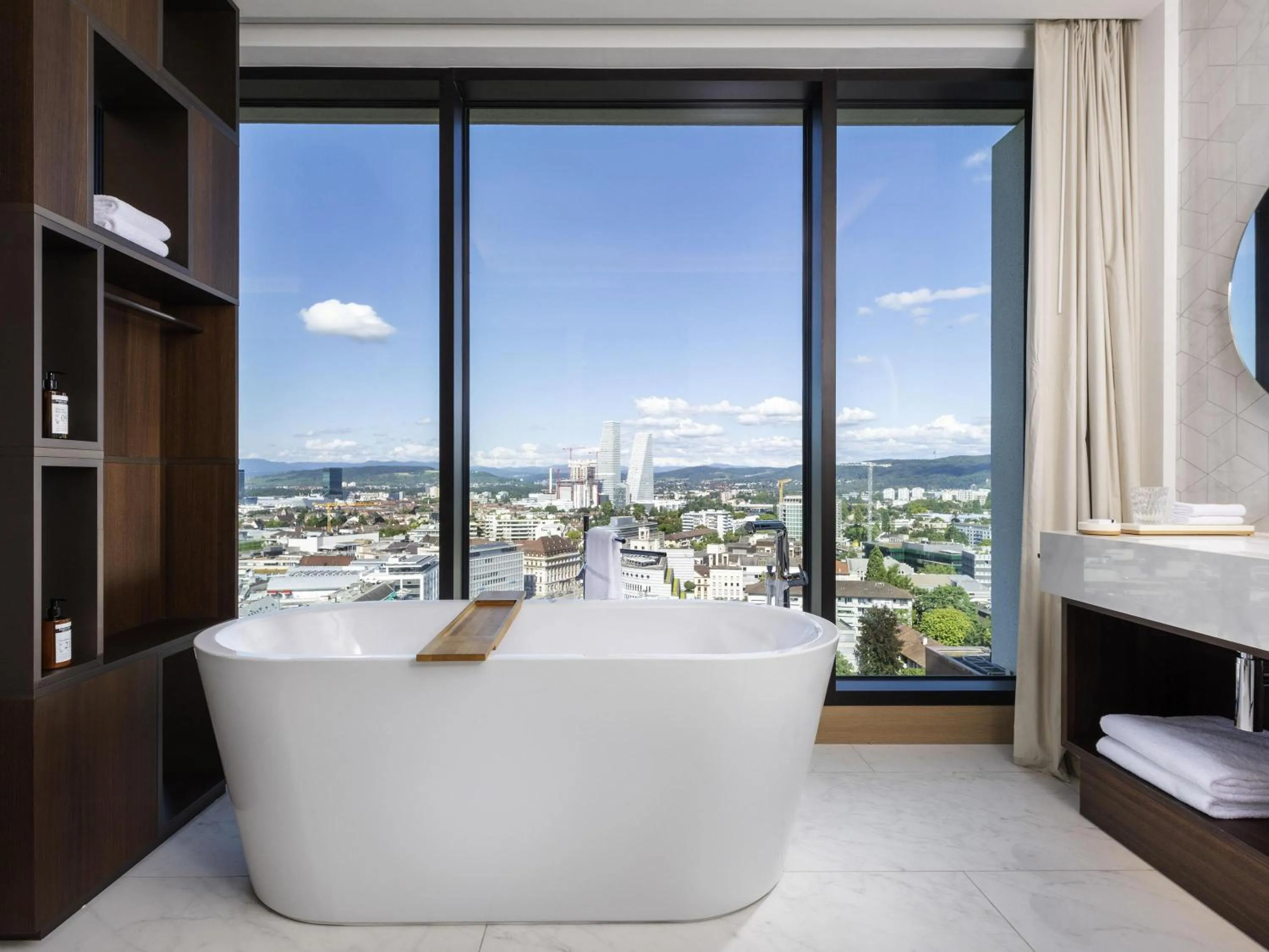 Photo of the whole room in Mövenpick Hotel Basel