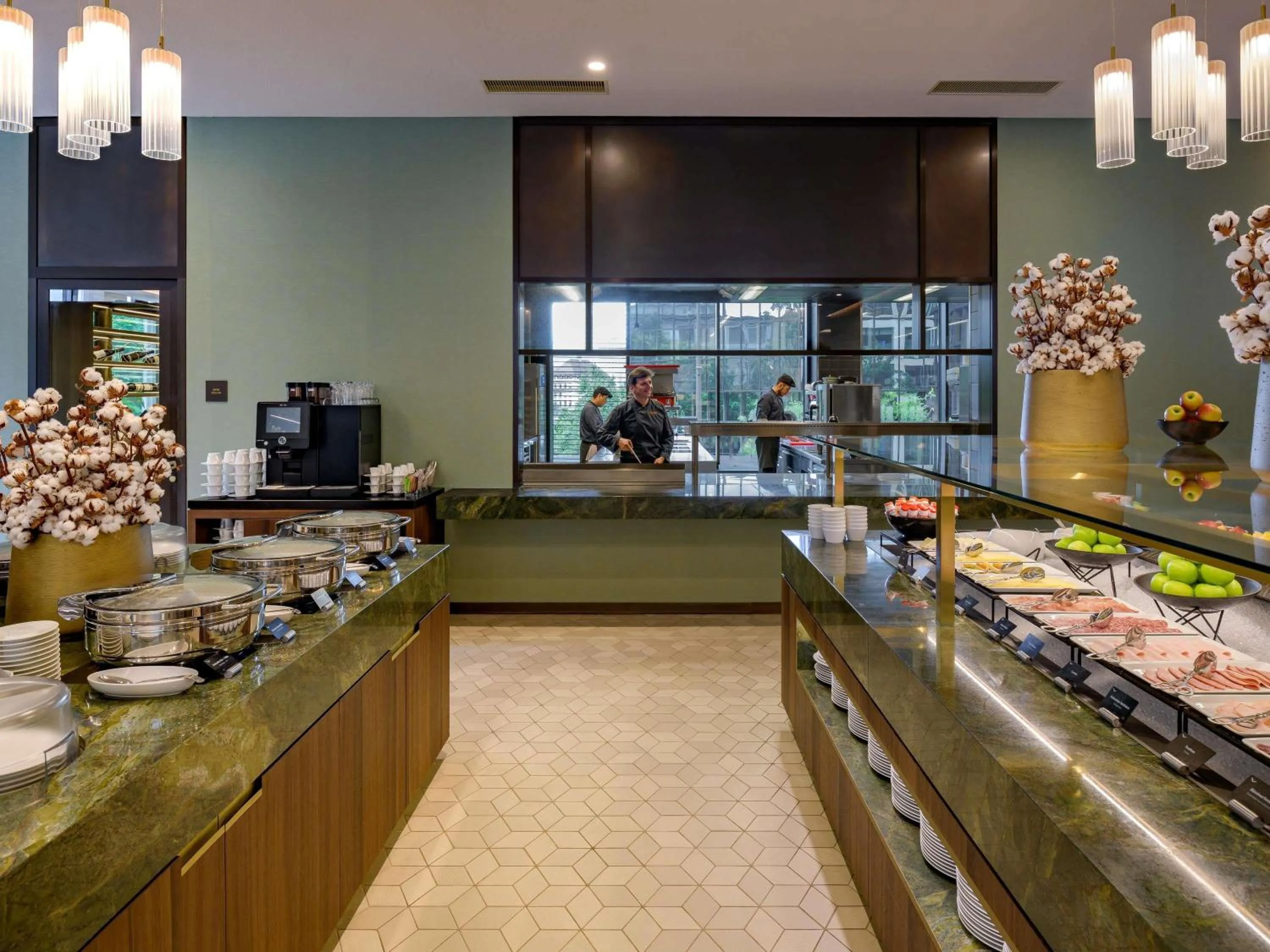 Breakfast in Mövenpick Hotel Basel