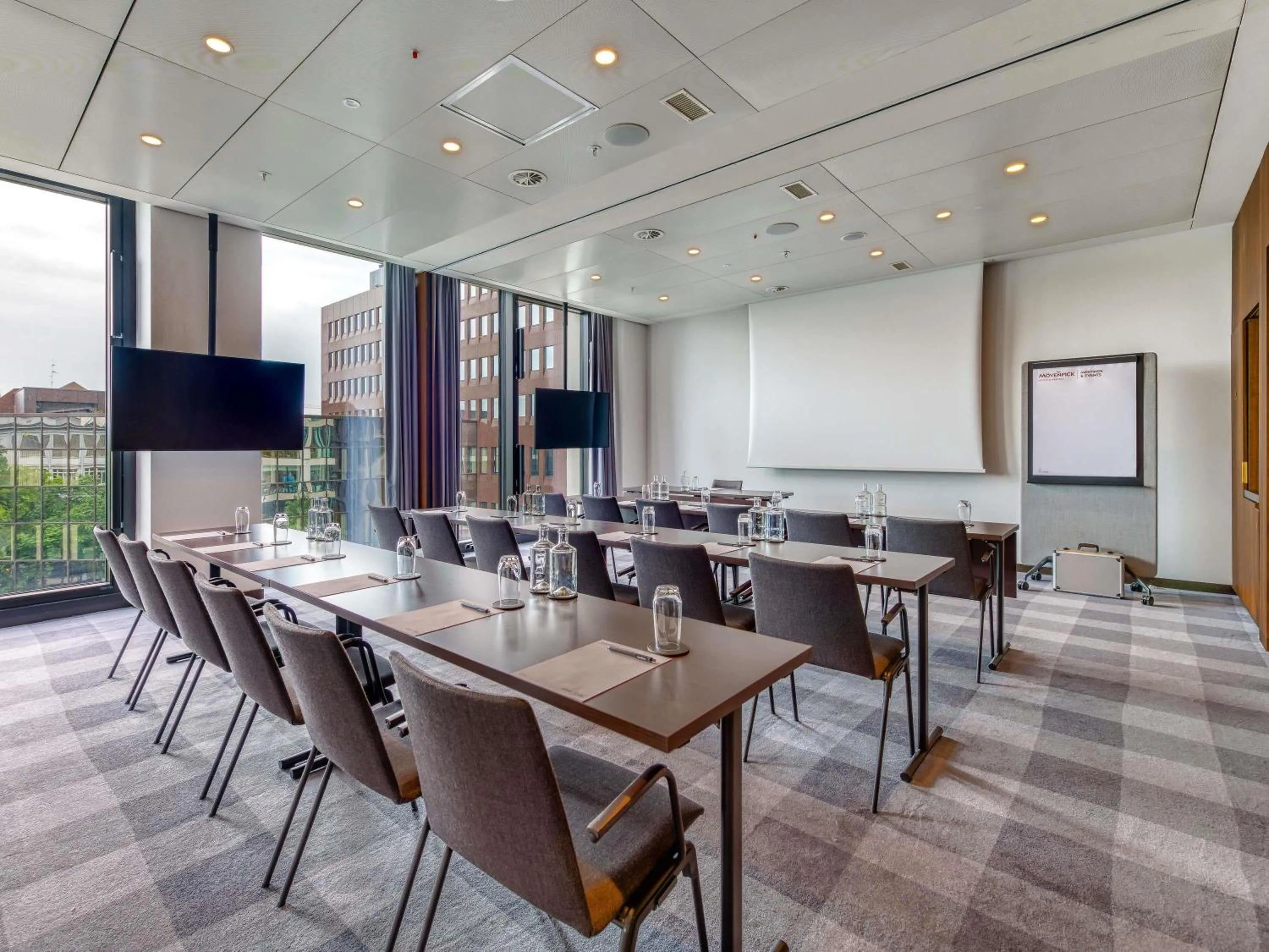 Meeting/conference room in Mövenpick Hotel Basel