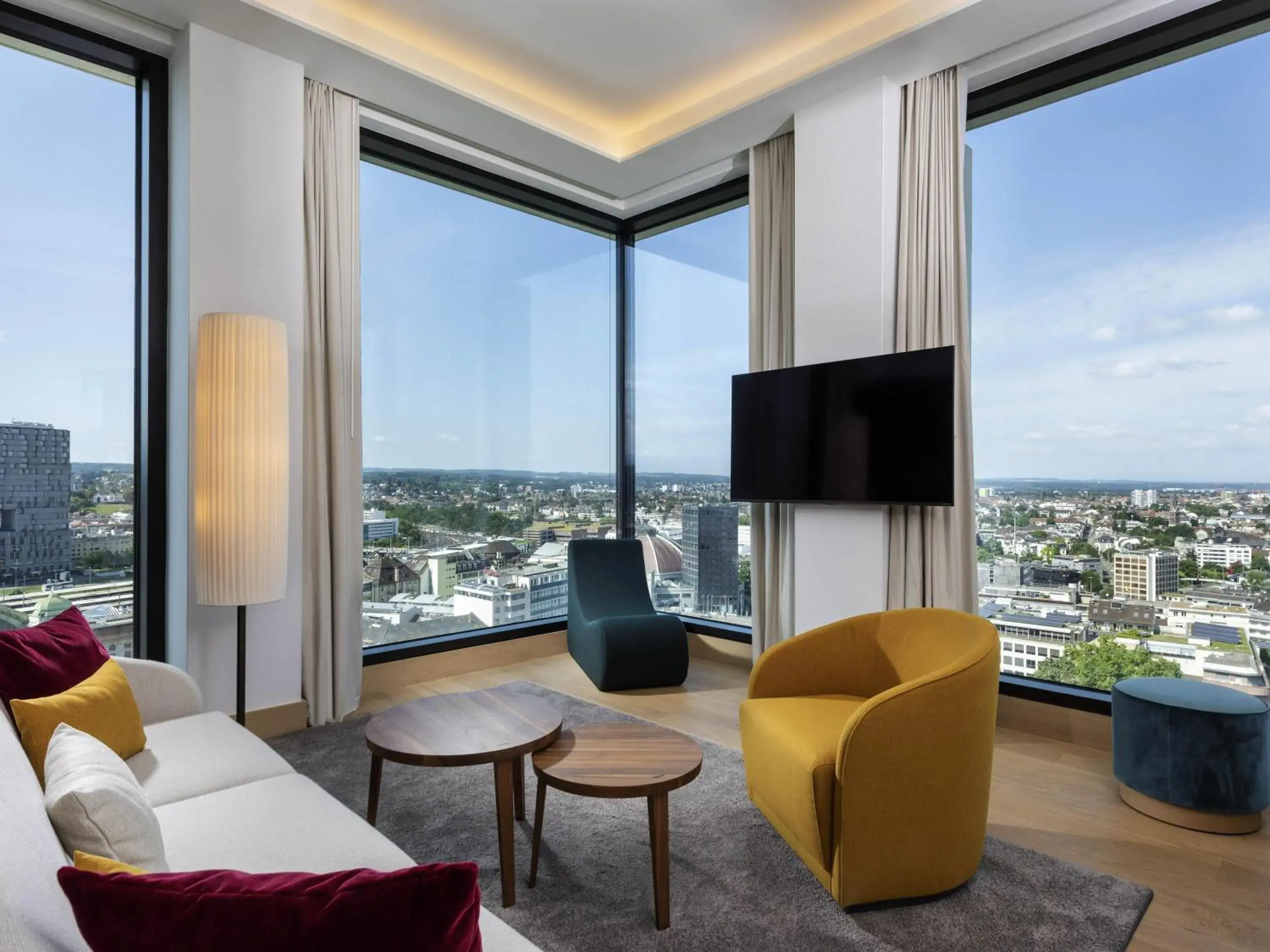 King Suite in Mövenpick Hotel Basel King Suite in Mövenpick Hotel Basel