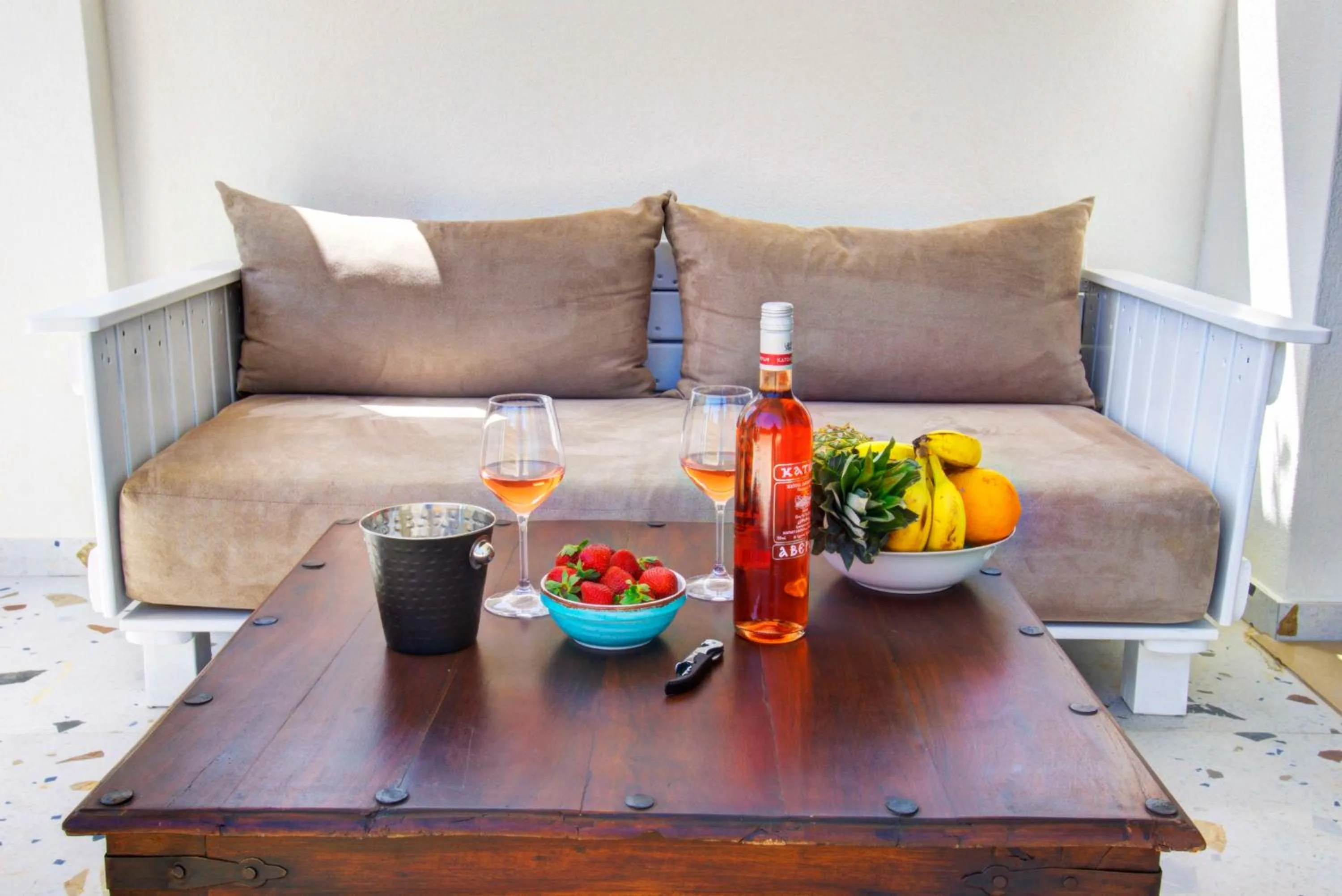 Living room in Tessera Villas & Studios Collection