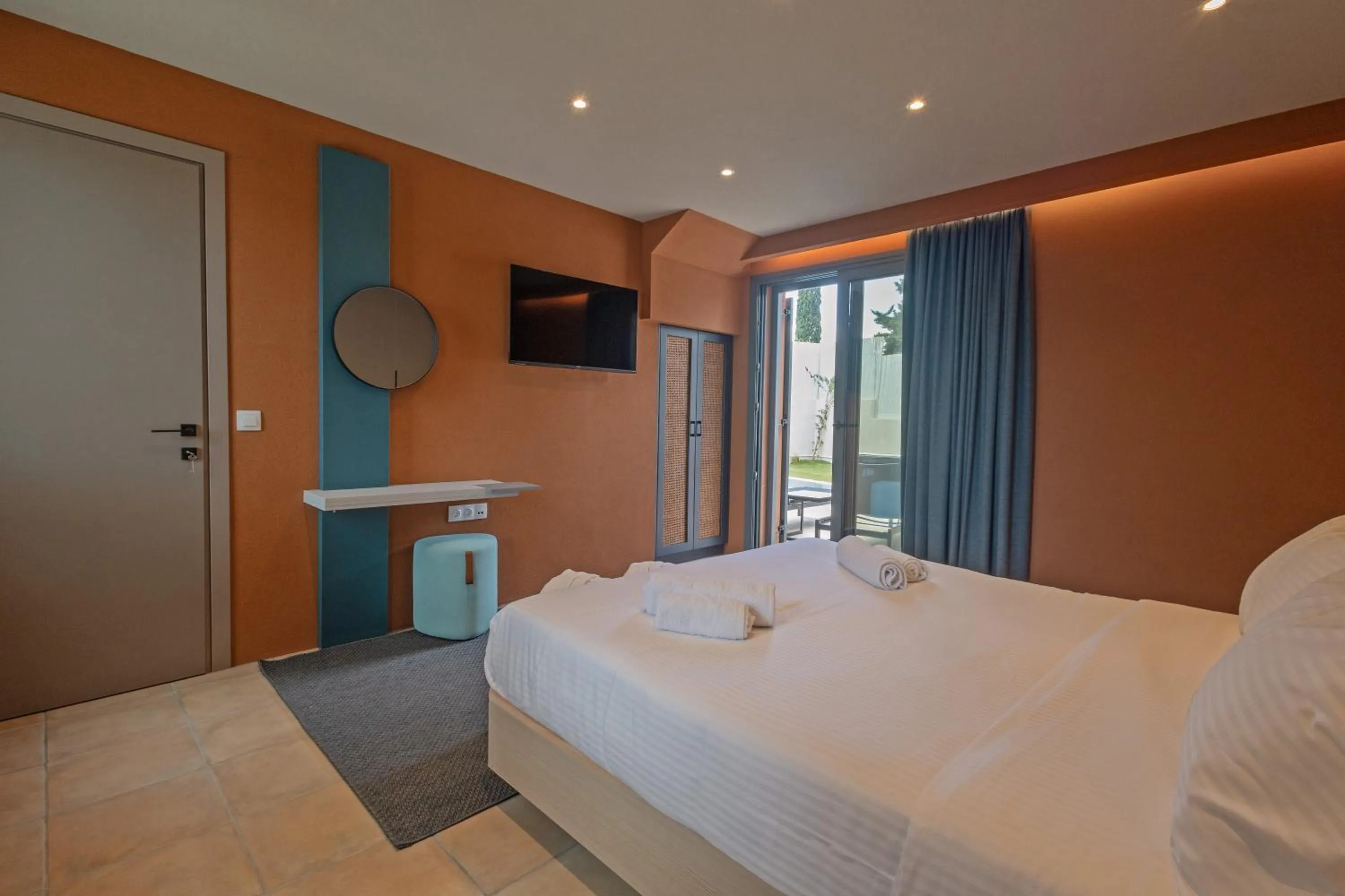 Bed in Tessera Villas & Studios Collection