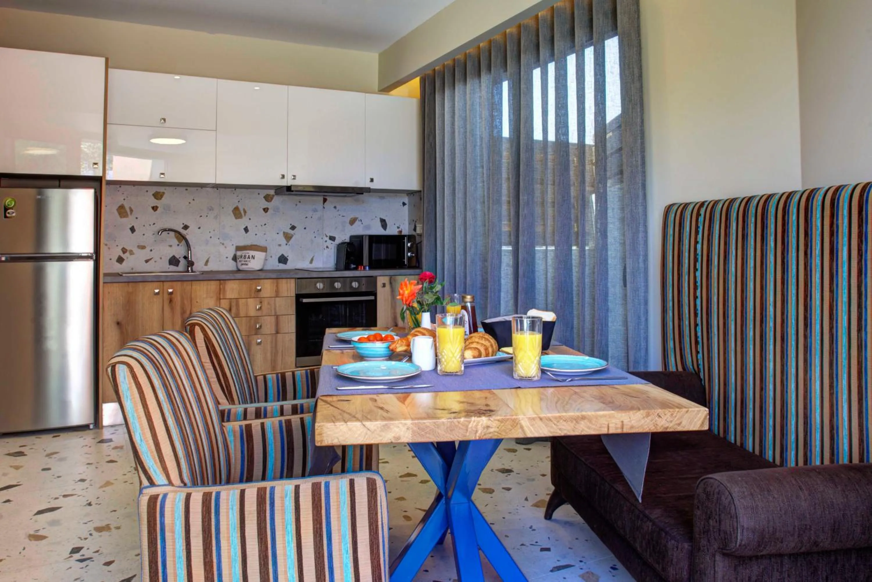 Kitchen or kitchenette in Tessera Villas & Studios Collection