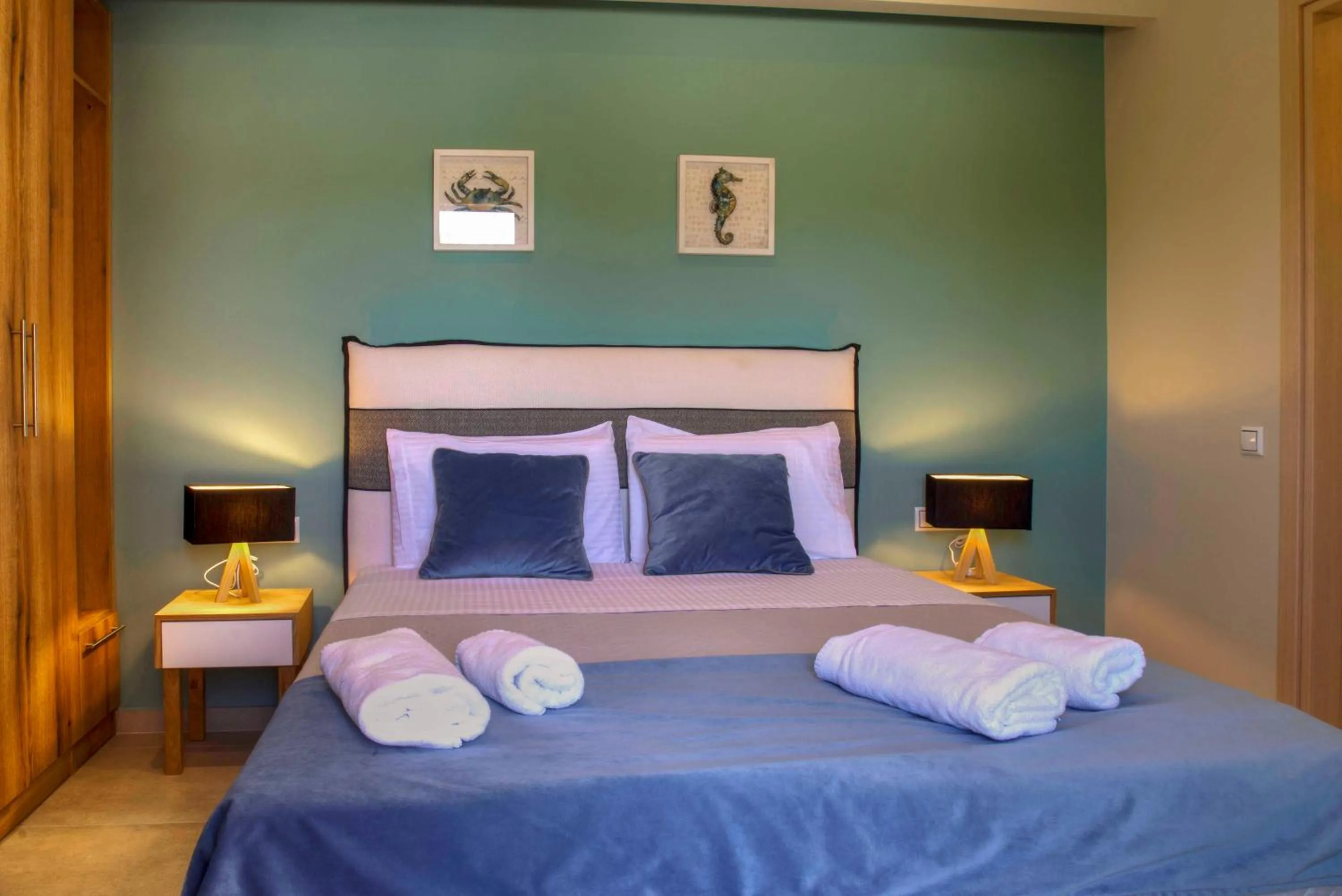 Bed in Tessera Villas & Studios Collection