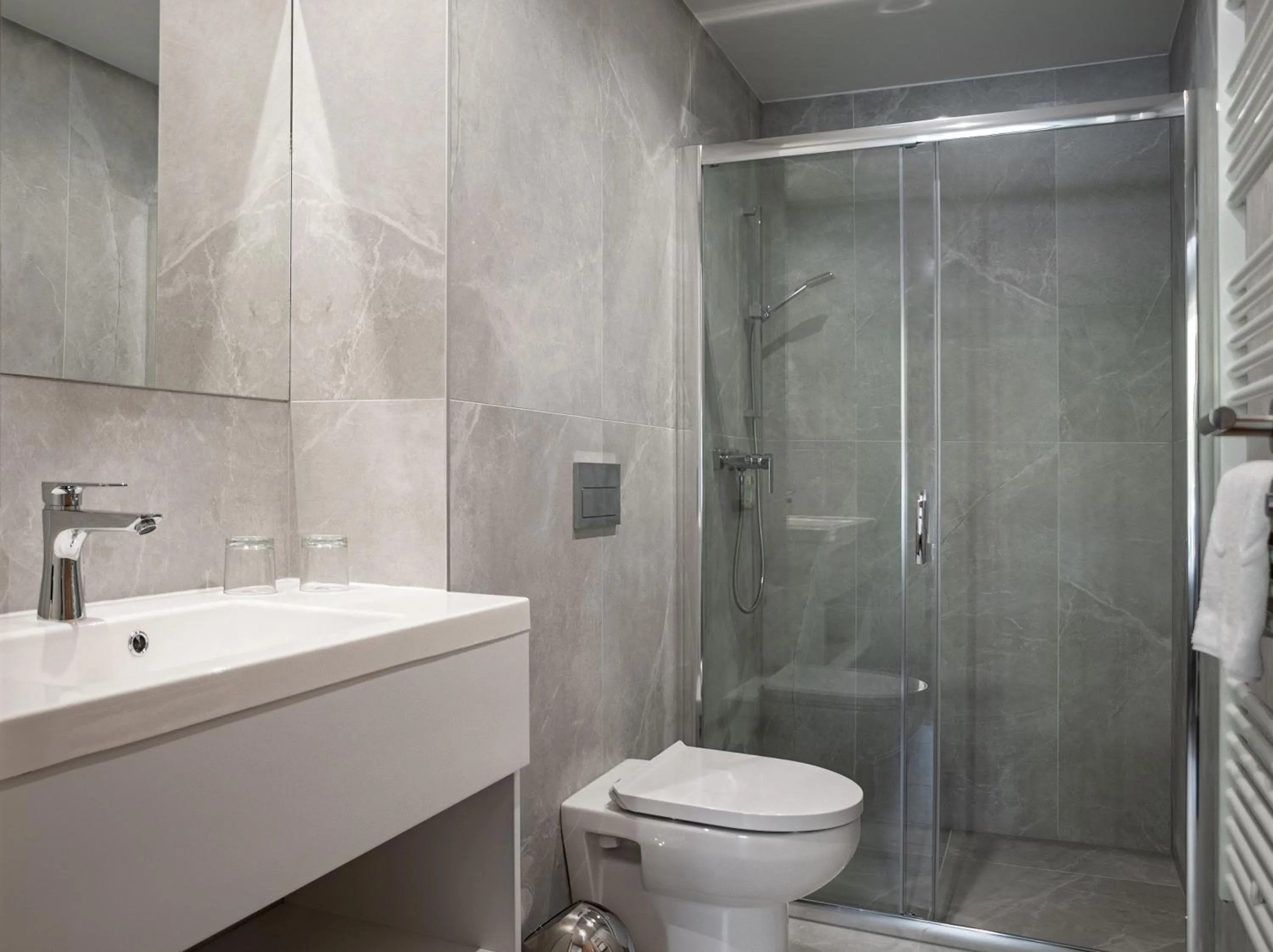 Bathroom in R31 Residence