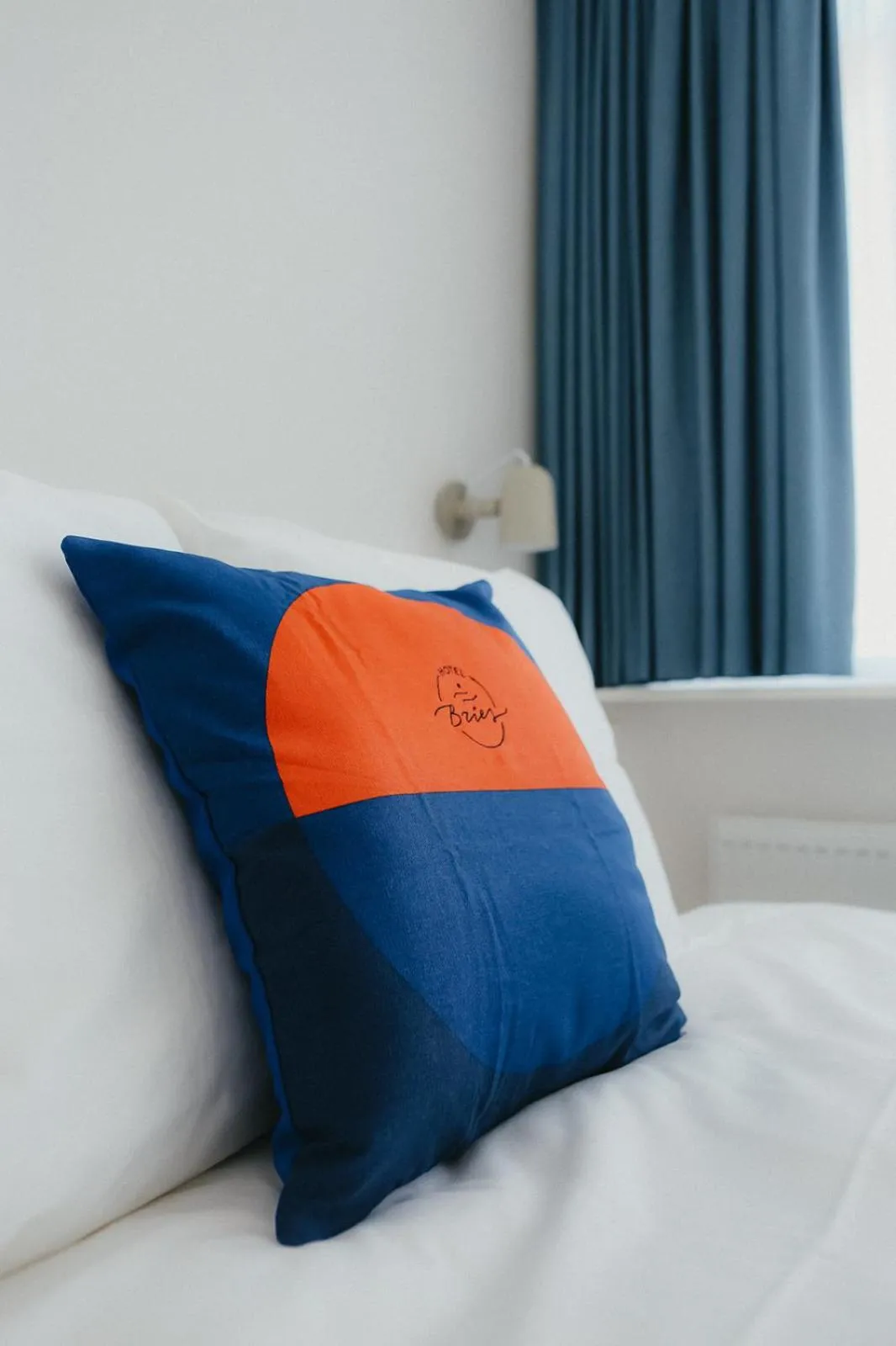 Bed in Hotel Bries Den Haag - Scheveningen