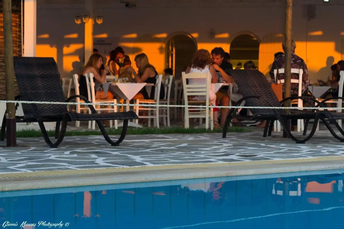 Swimming pool in Mikri Vigla Hotel Beach Resort