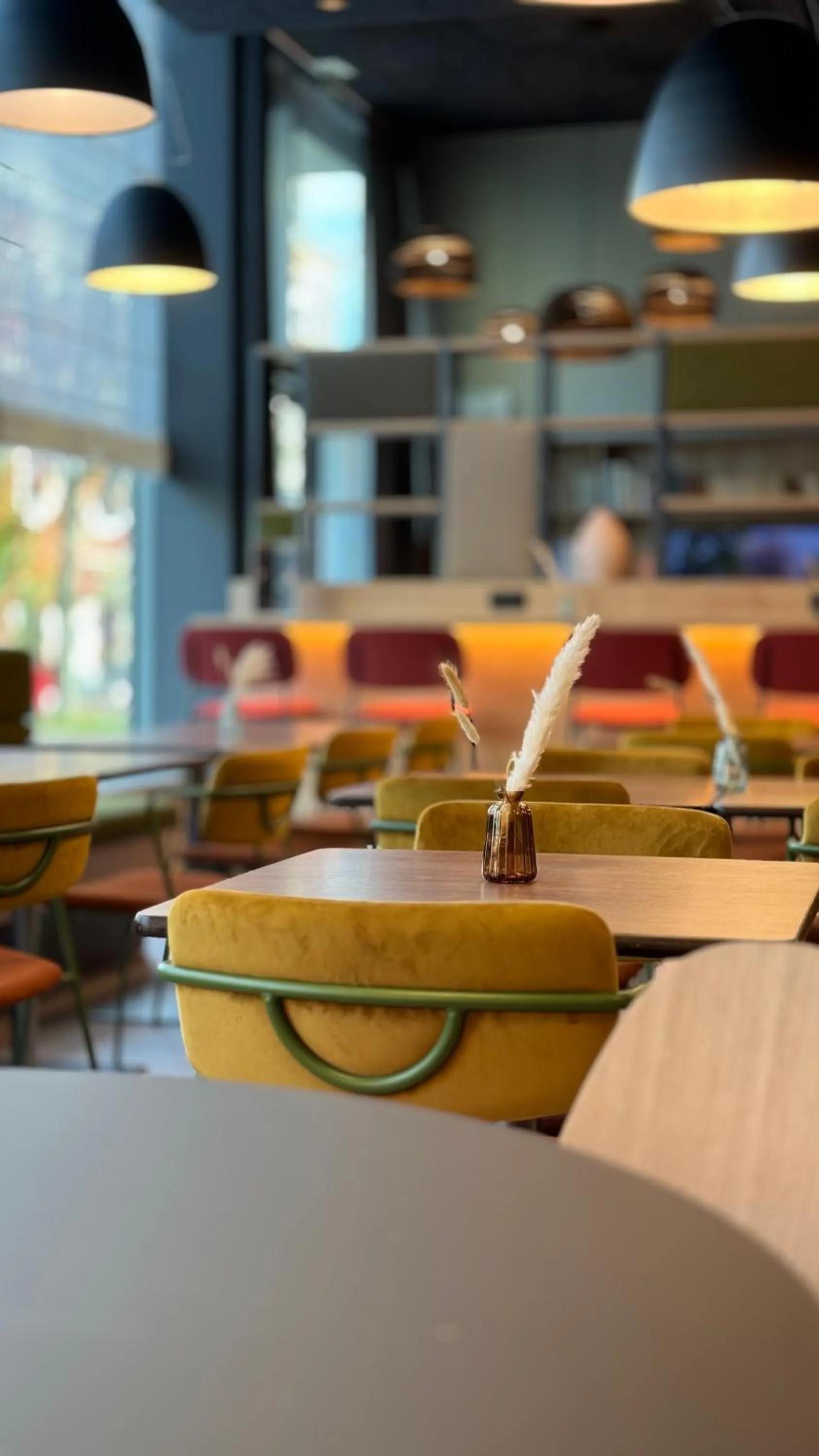 Communal lounge/ TV room in Campanile La Roche Sur Yon Centre Gare