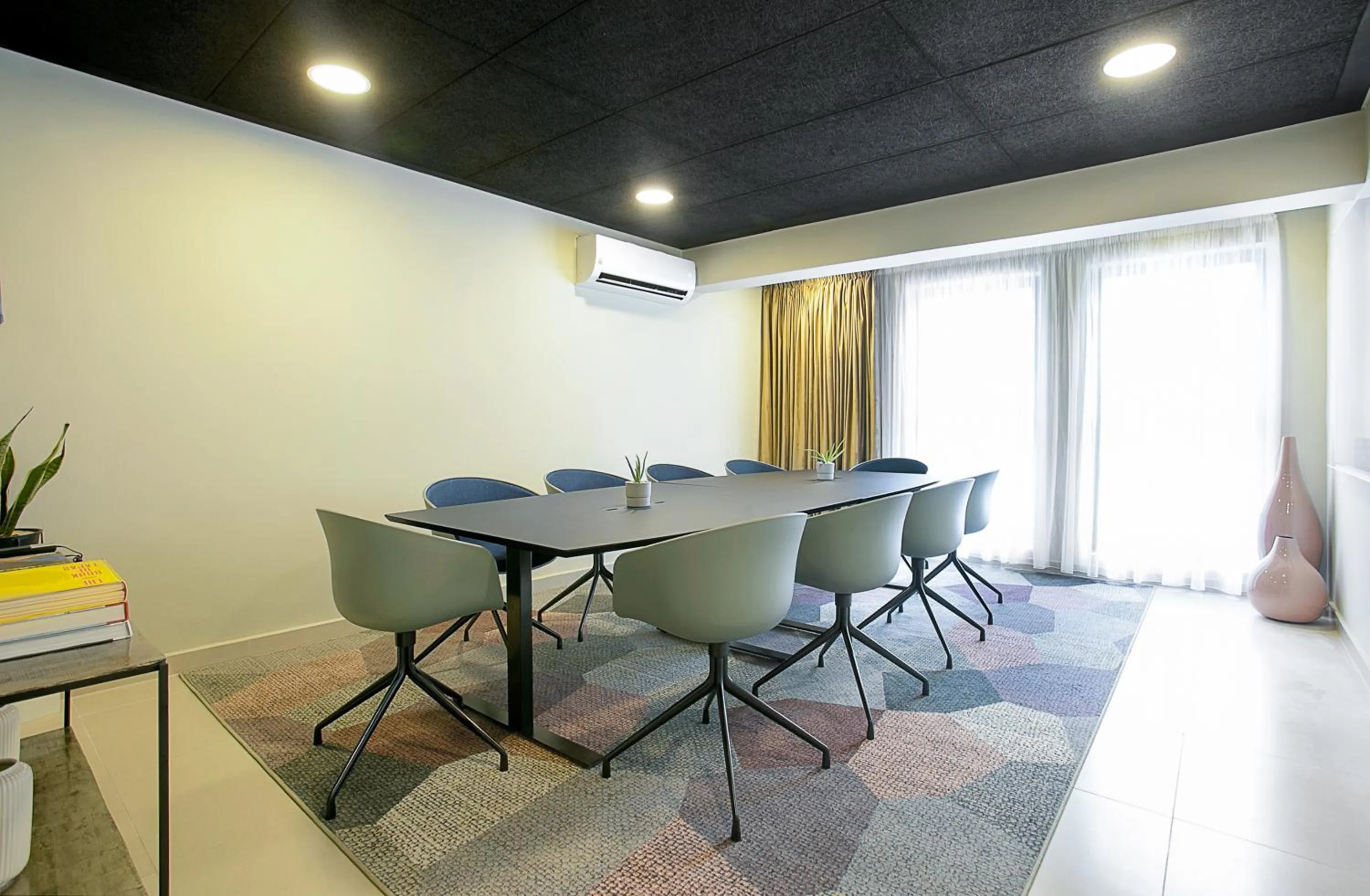 Meeting/conference room in Nordic Hotel Lagos