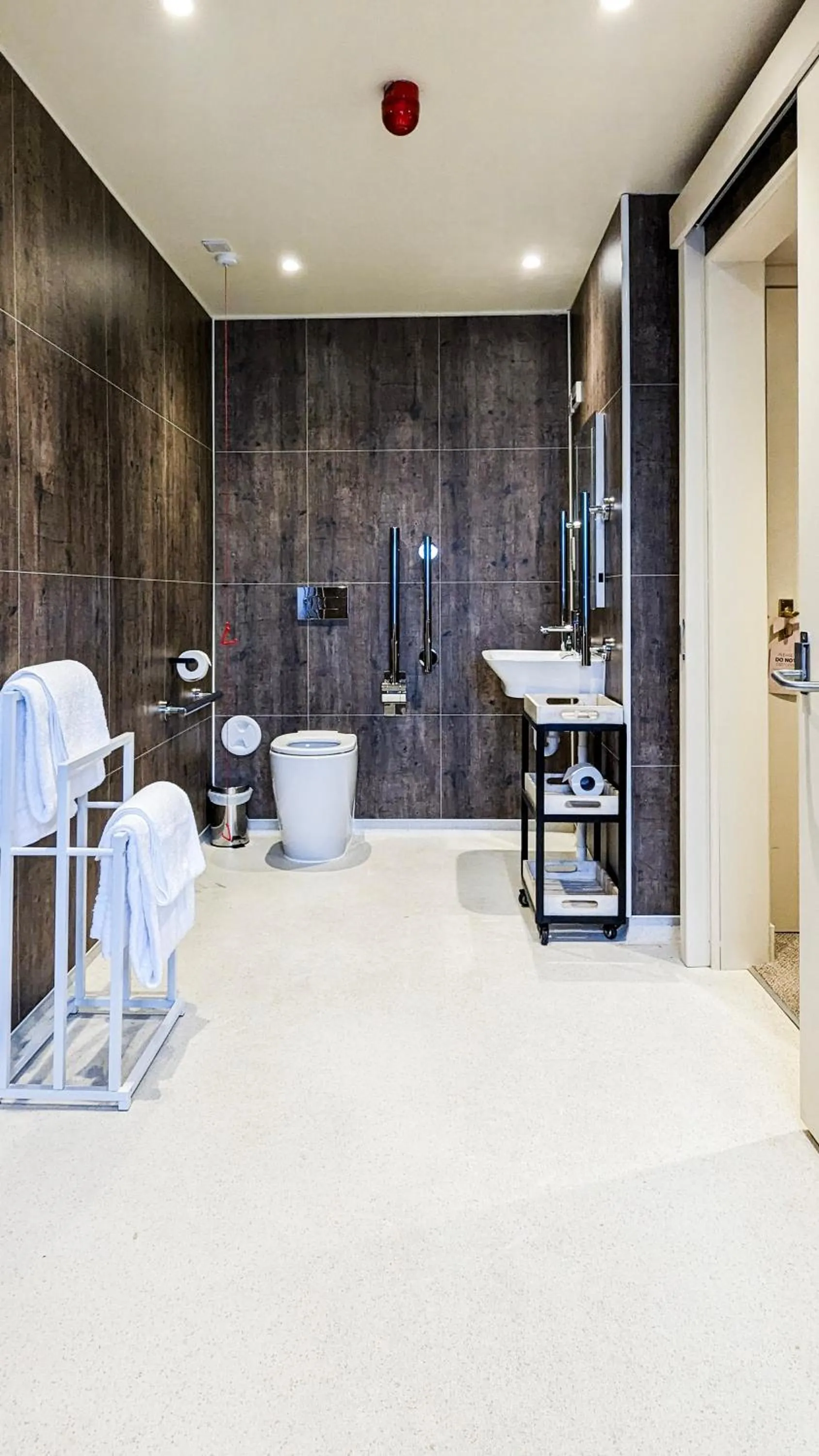 Bathroom in The Mallard Hotel