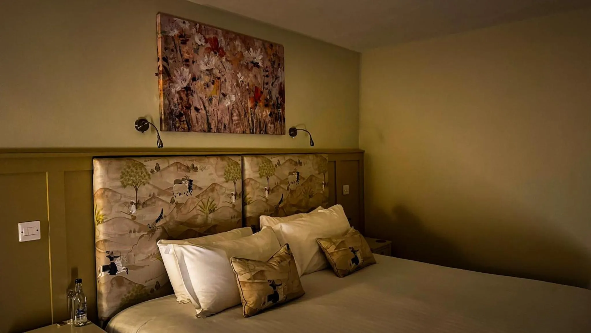 Bedroom, Bed in The Mallard Hotel