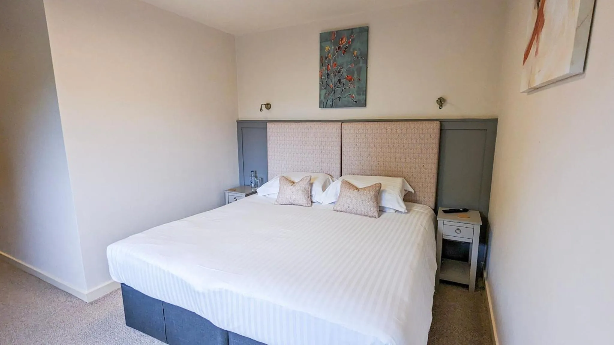 Bedroom, Bed in The Mallard Hotel