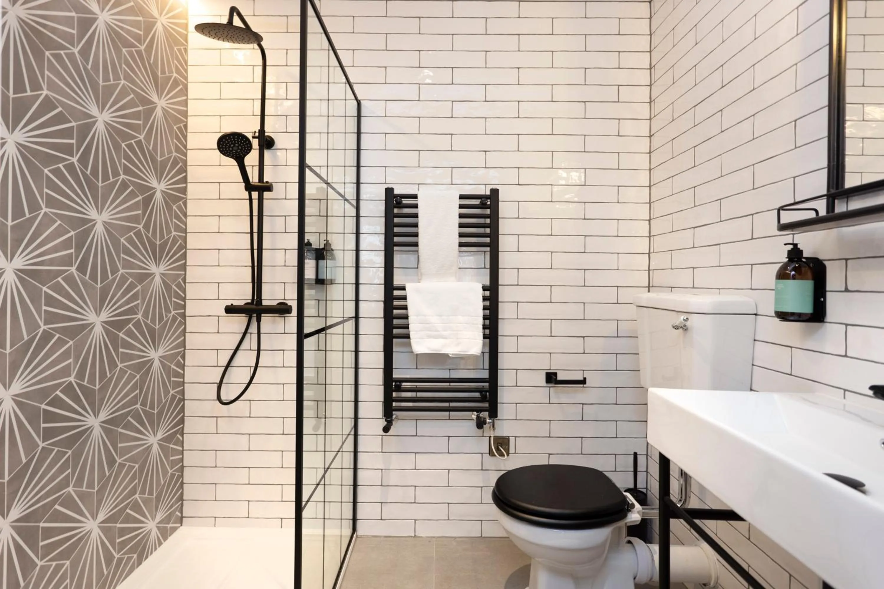 Bathroom in 29 Queen Street Aparthotel