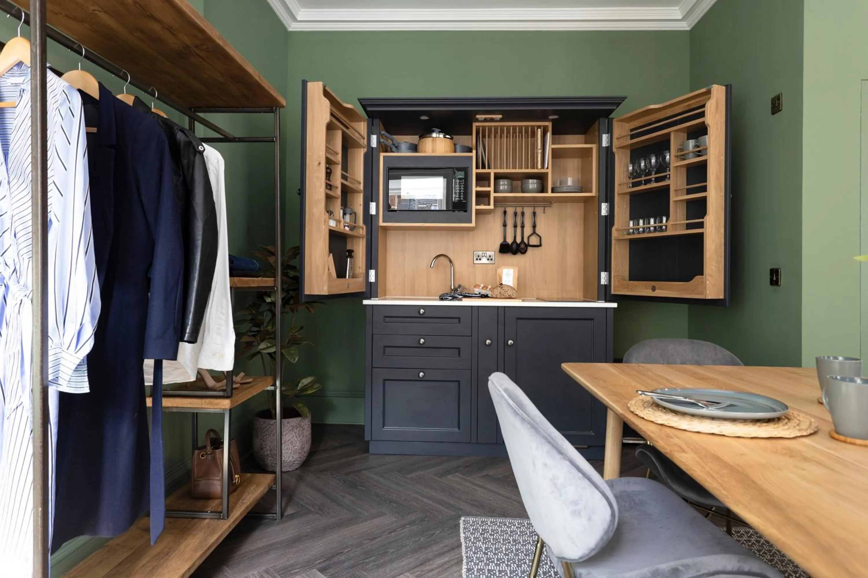 Kitchen or kitchenette in 29 Queen Street Aparthotel