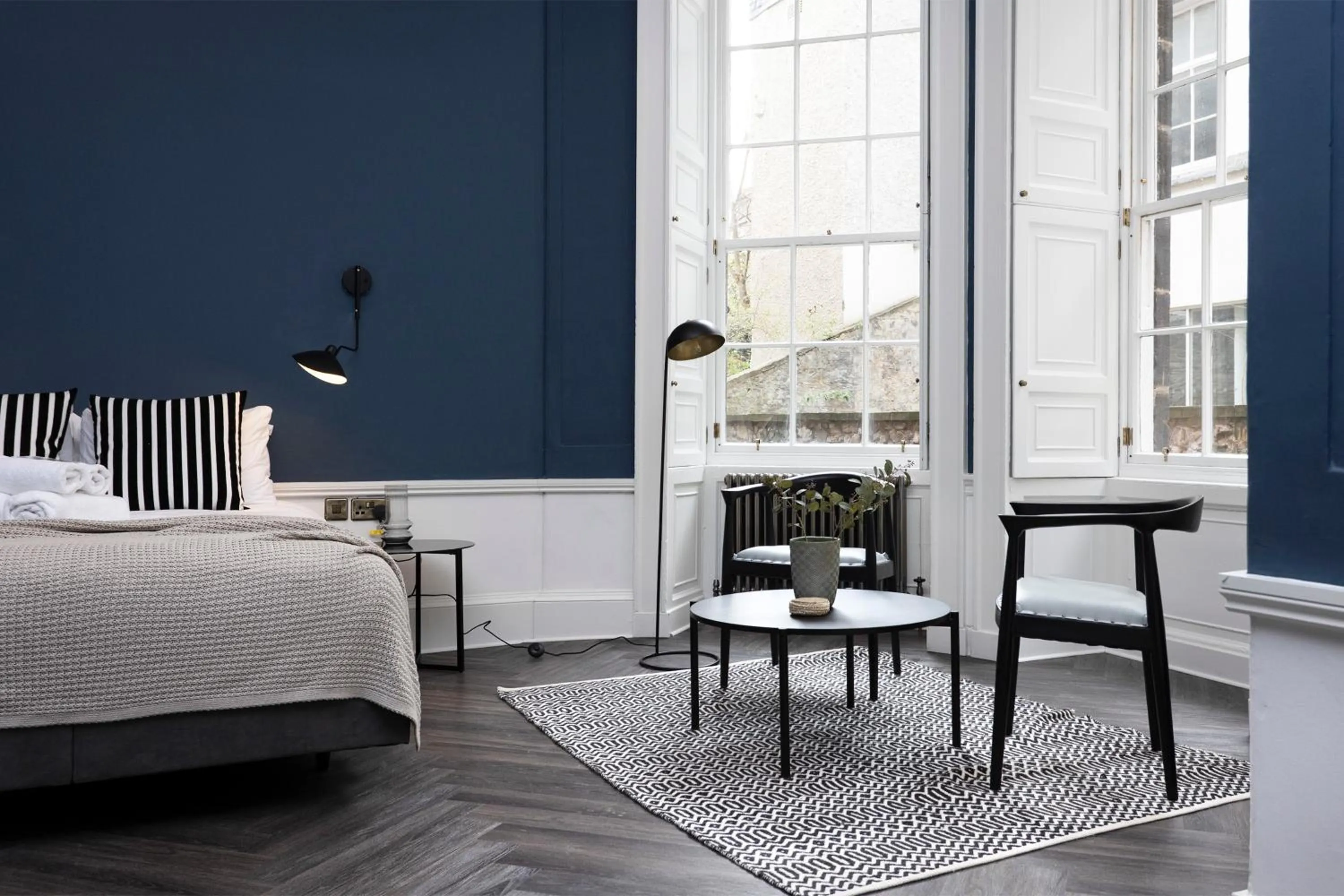 Bed in 29 Queen Street Aparthotel