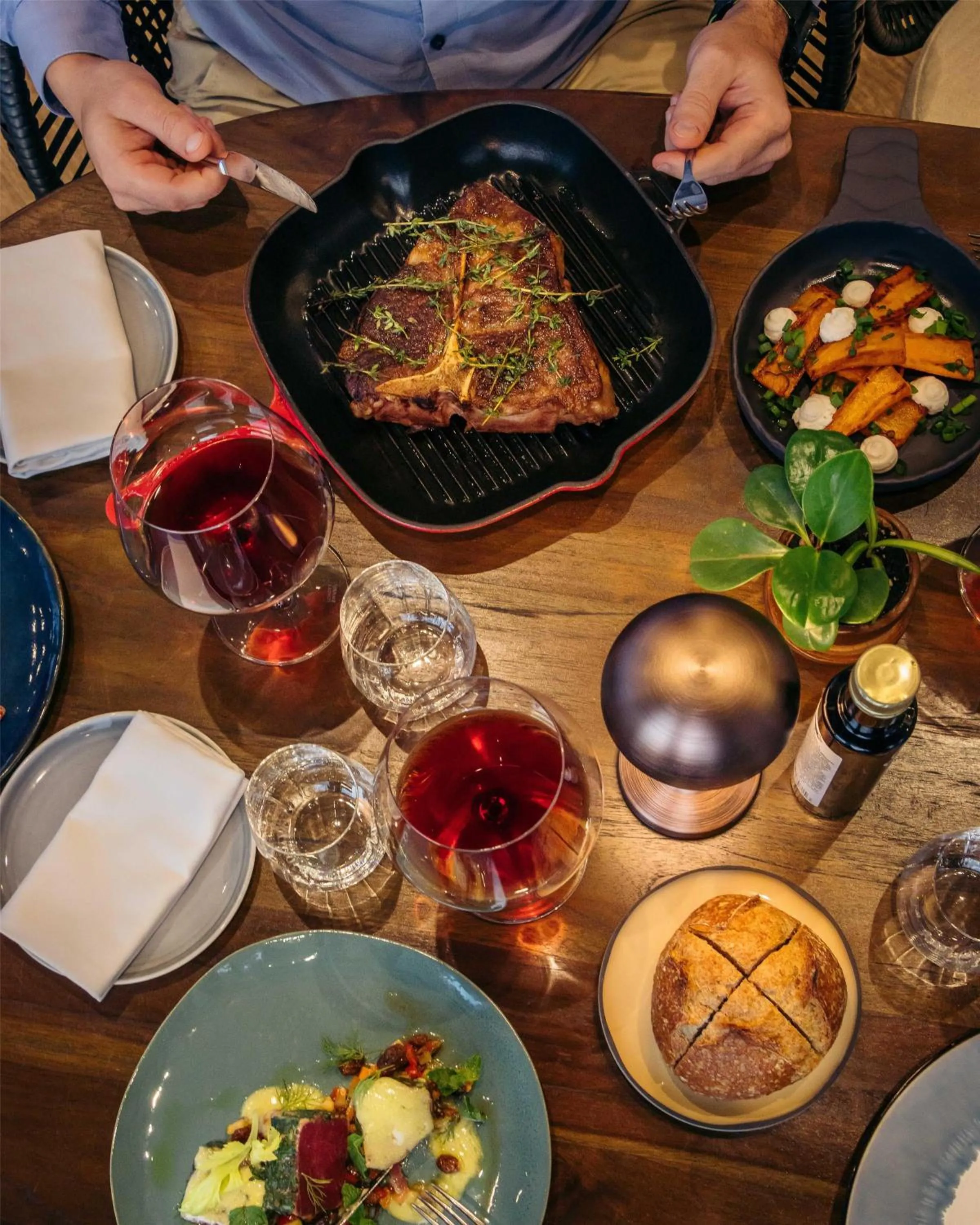 Restaurant/places to eat in Hilton Hotel Tahiti