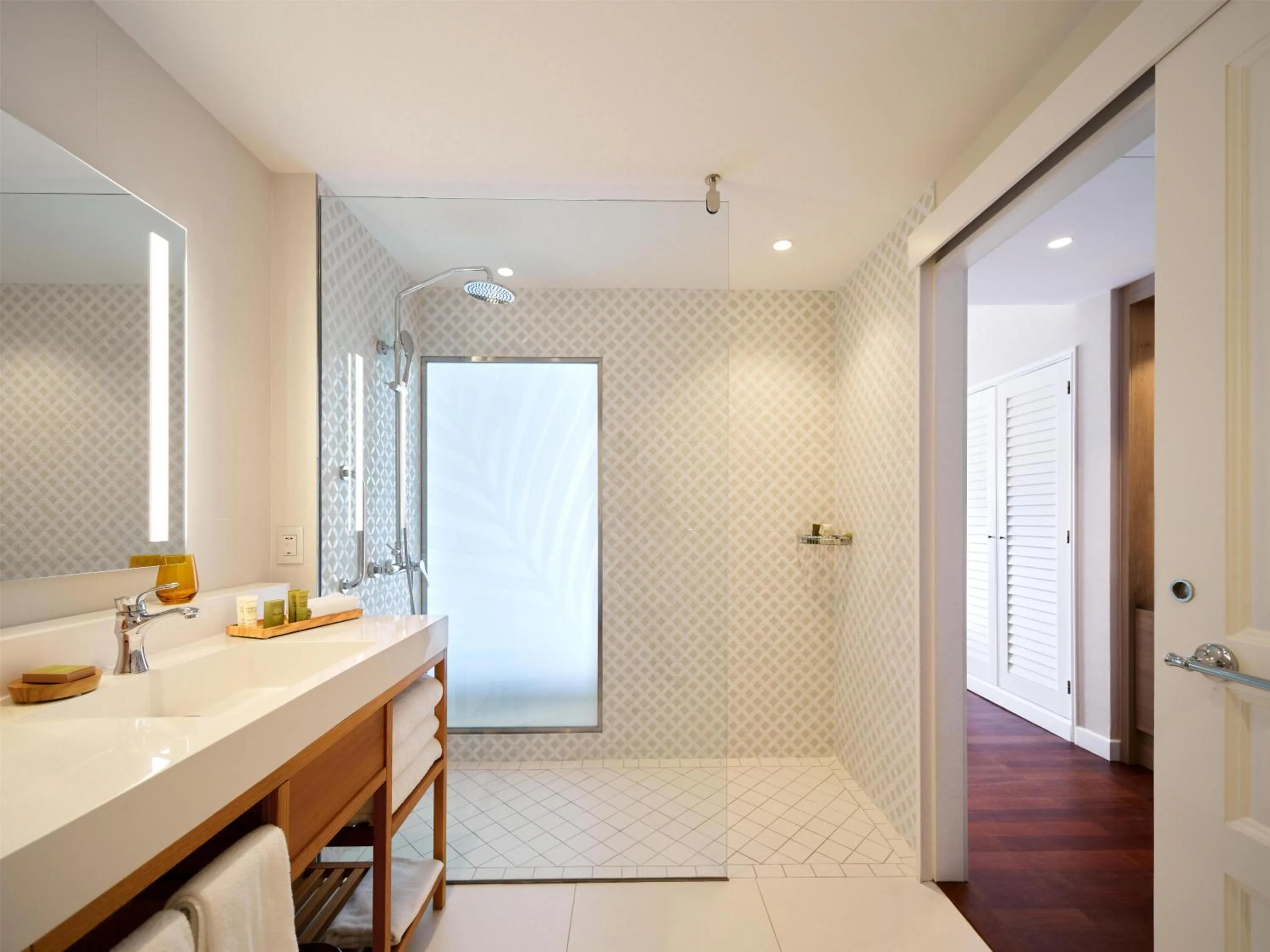 Bathroom in Hilton Hotel Tahiti