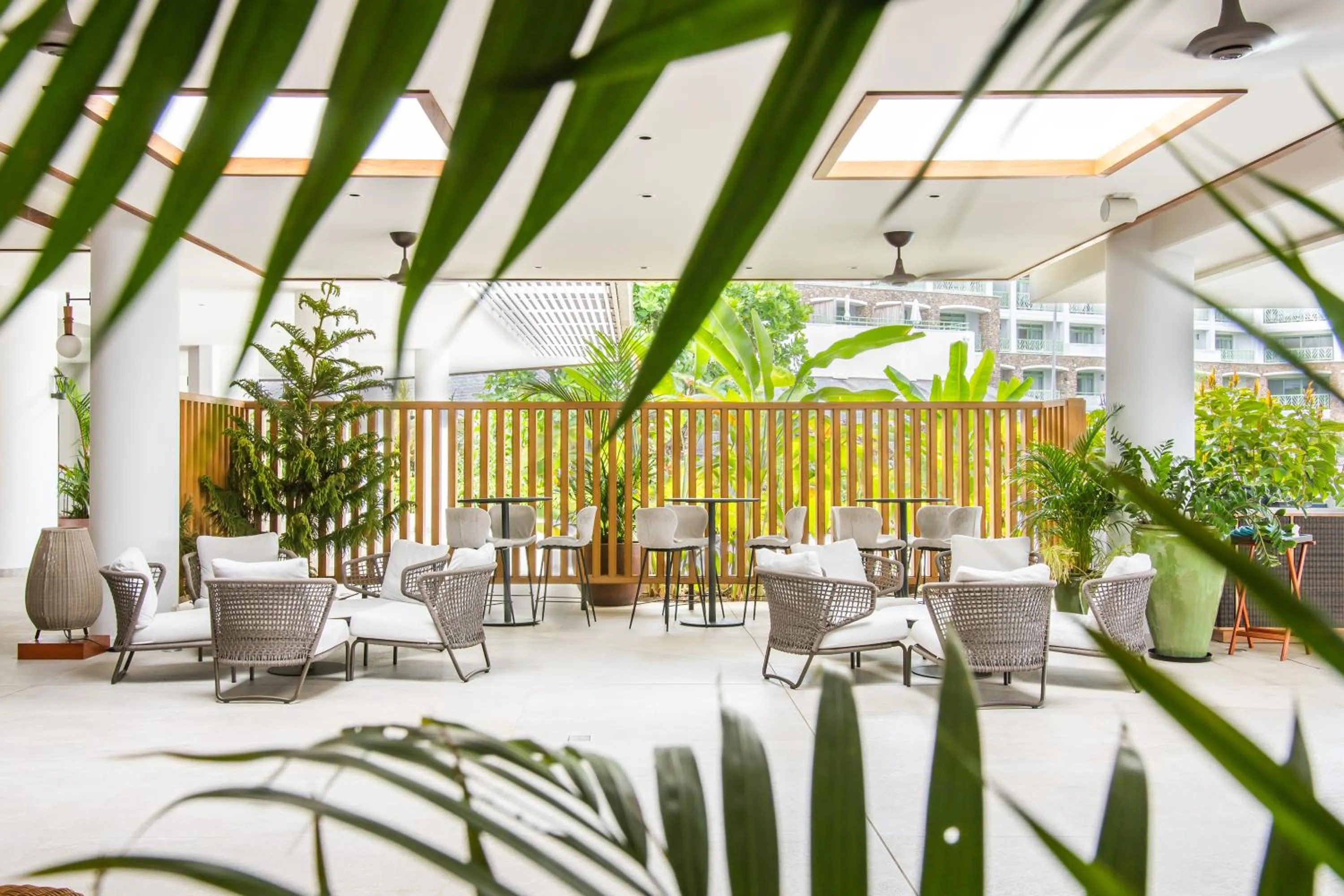 Lounge or bar in Hilton Hotel Tahiti