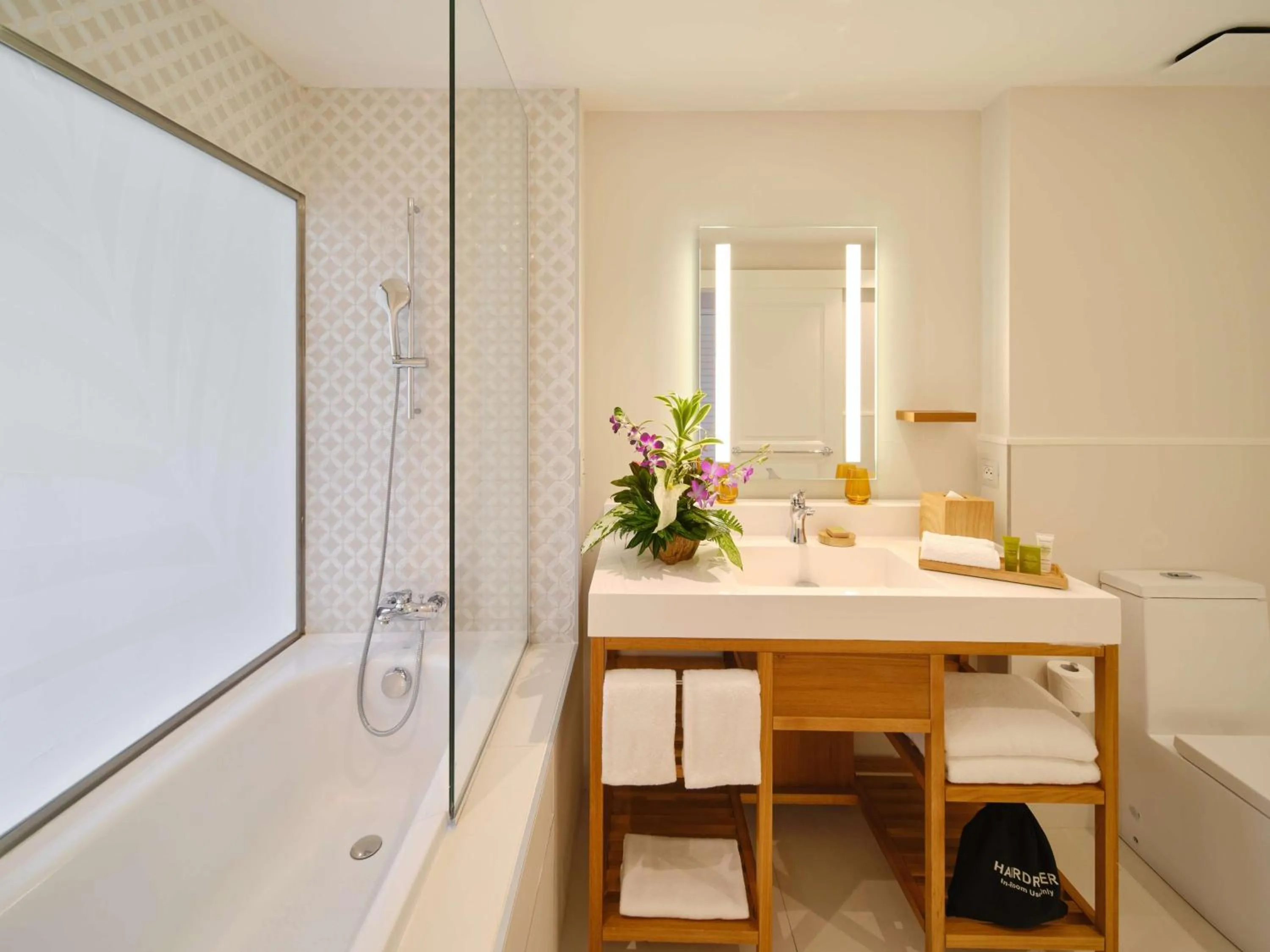 Bathroom in Hilton Hotel Tahiti