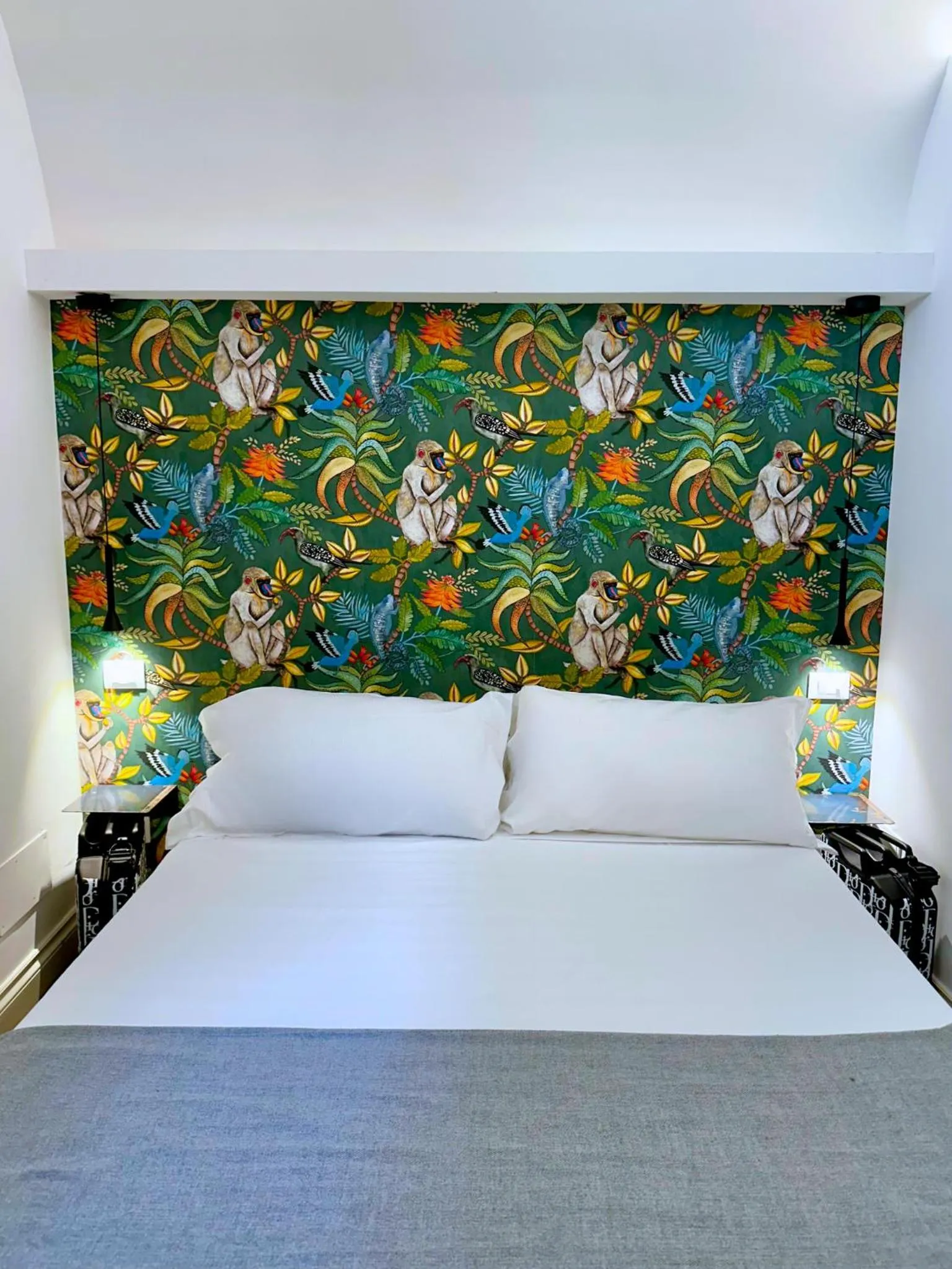 Bed in Ginevra Boutique Rooms - Palazzo Leosini - Residenze D'Epoca