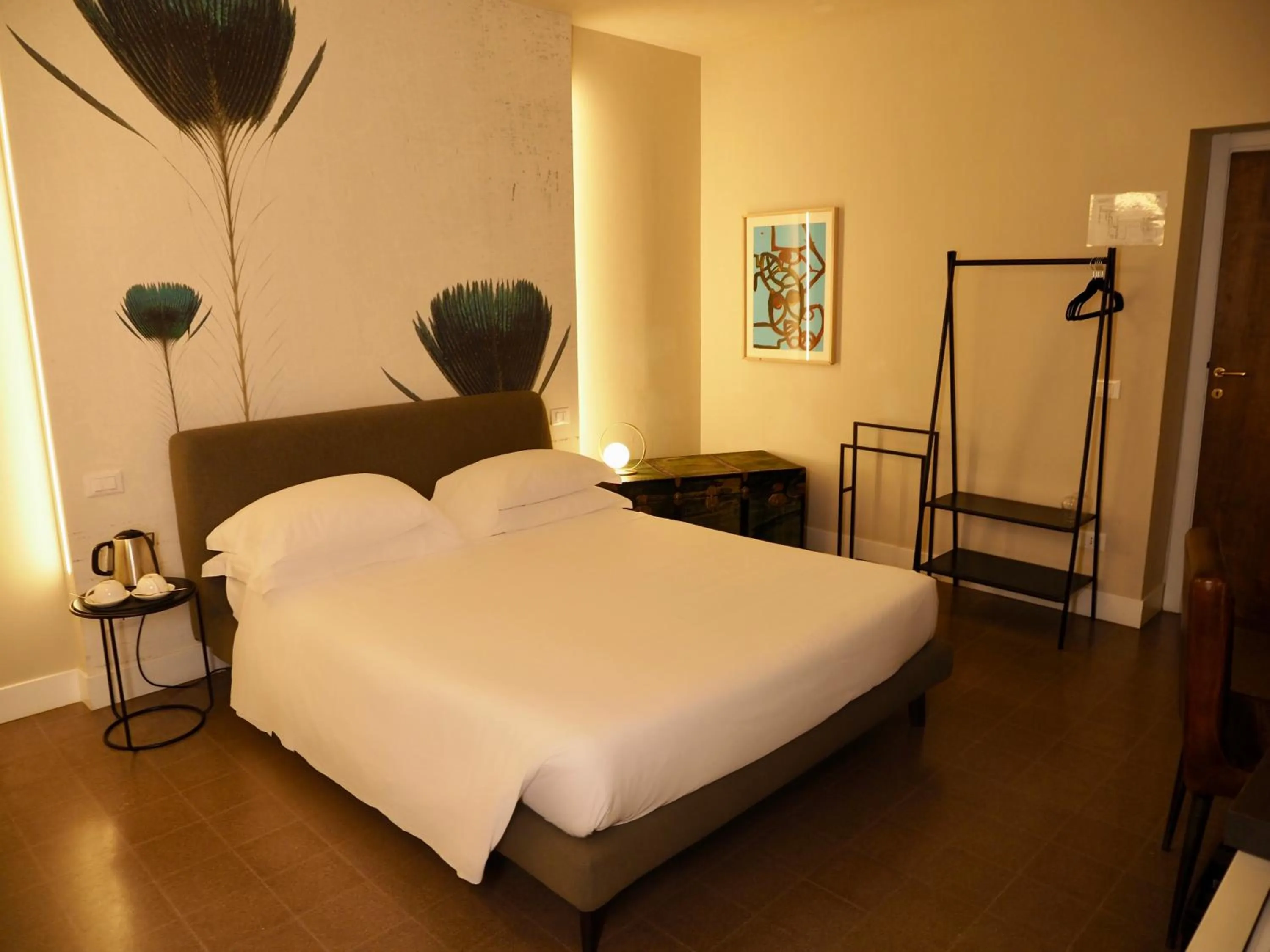 Bed in Albergo Diffuso Ginevra Boutique Rooms - Palazzo Leosini - Residenze D'Epoca