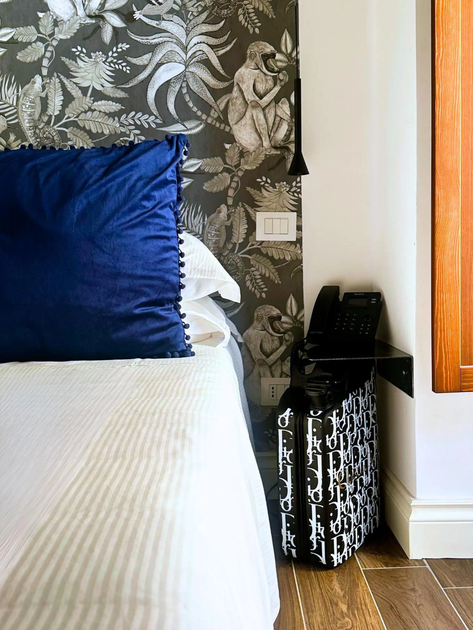 Bed in Ginevra Boutique Rooms - Palazzo Leosini - Residenze D'Epoca