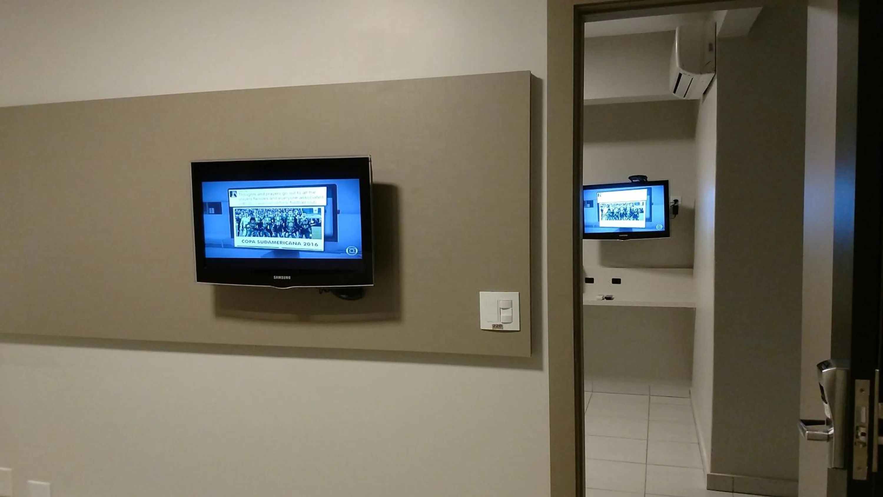 Photo of the whole room in Hotel Palmas Executivo