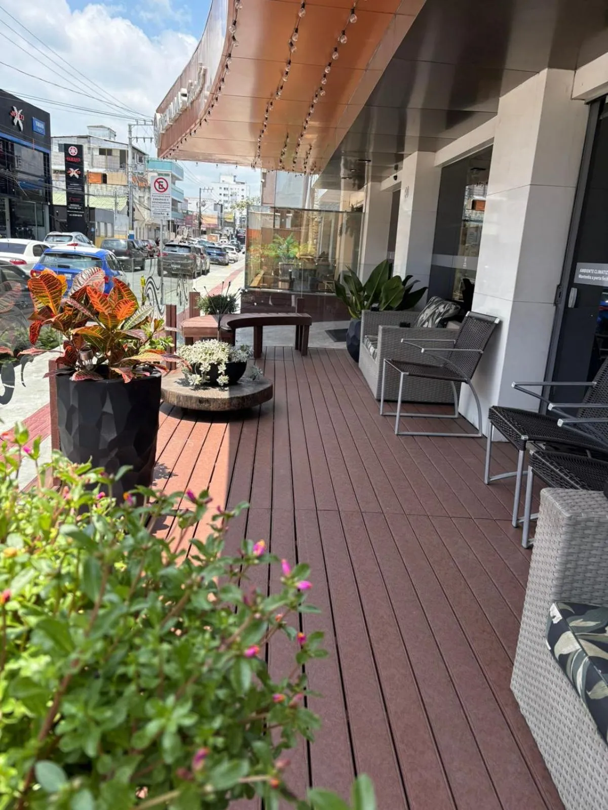 Patio in Hotel Palmas Executivo