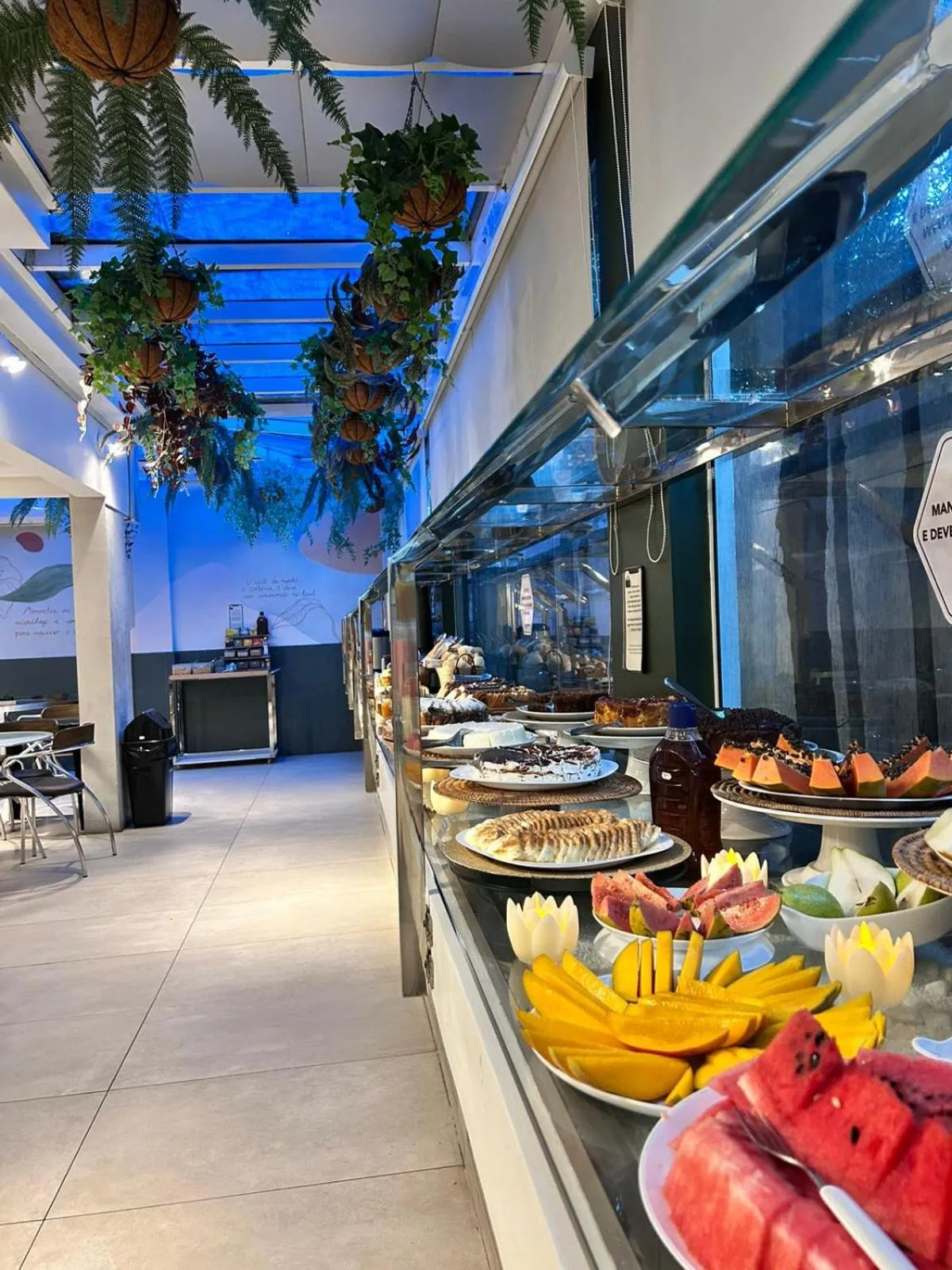 Buffet breakfast in Hotel Palmas Executivo