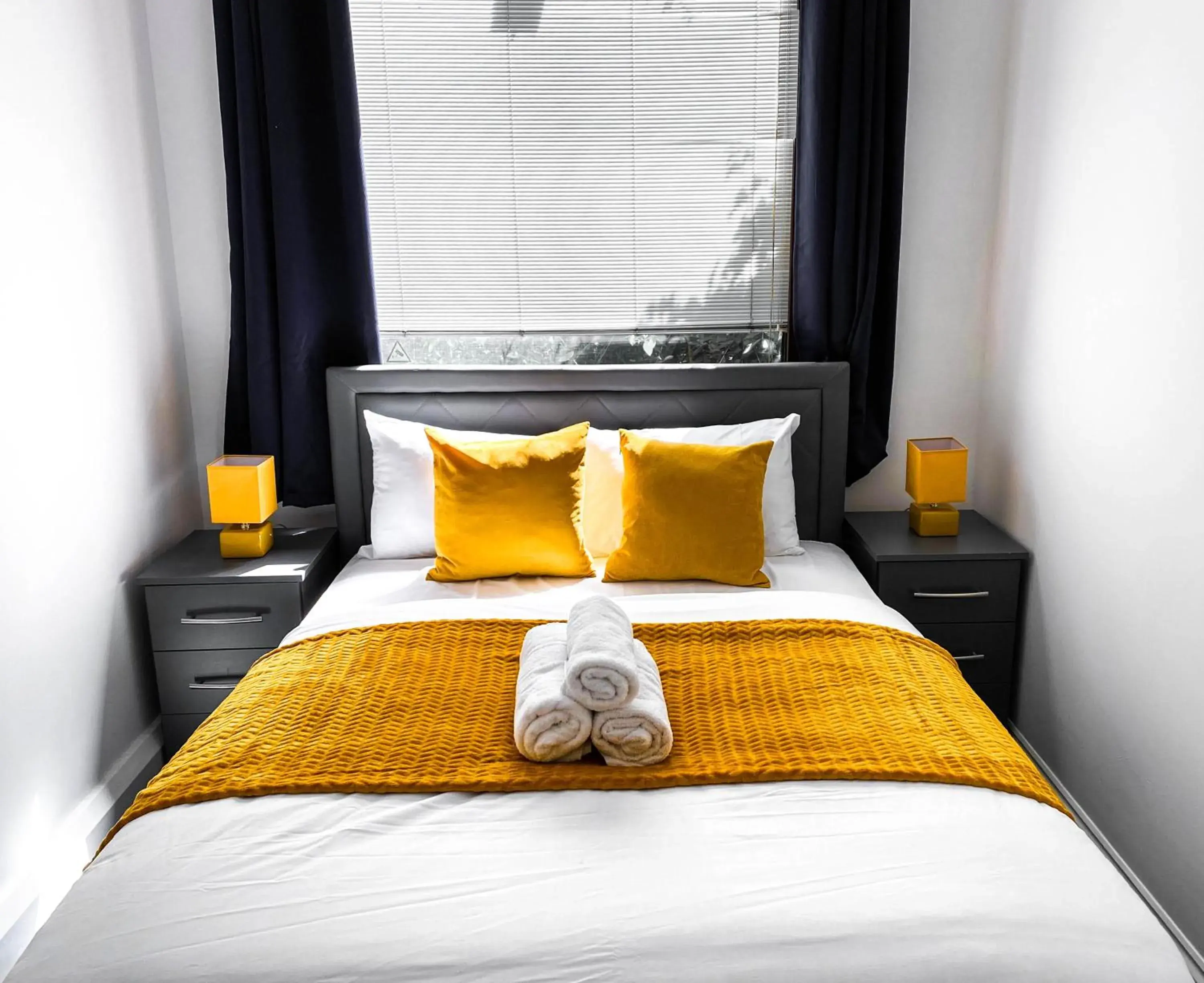 Double Room with Private Bathroom in WNS Hotel Double Room with Private Bathroom in WNS Hotel