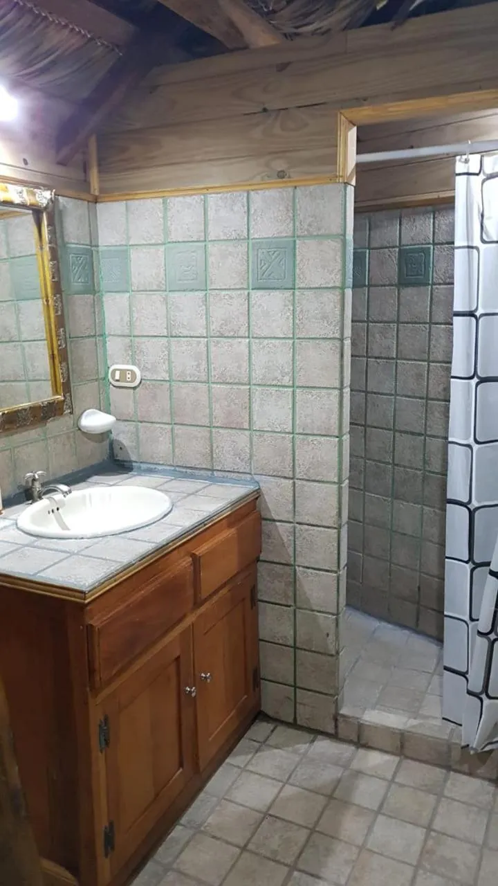 Bathroom in Hotel Bugabutik