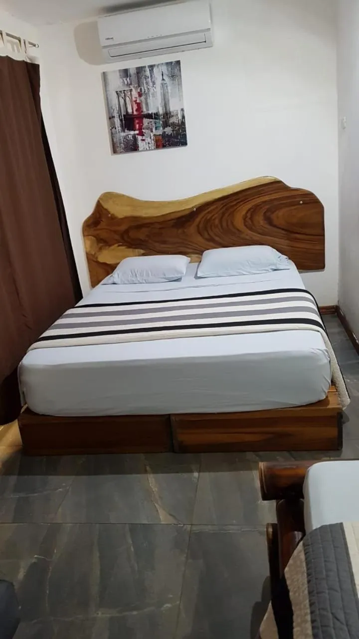 Bed in Hotel Bugabutik