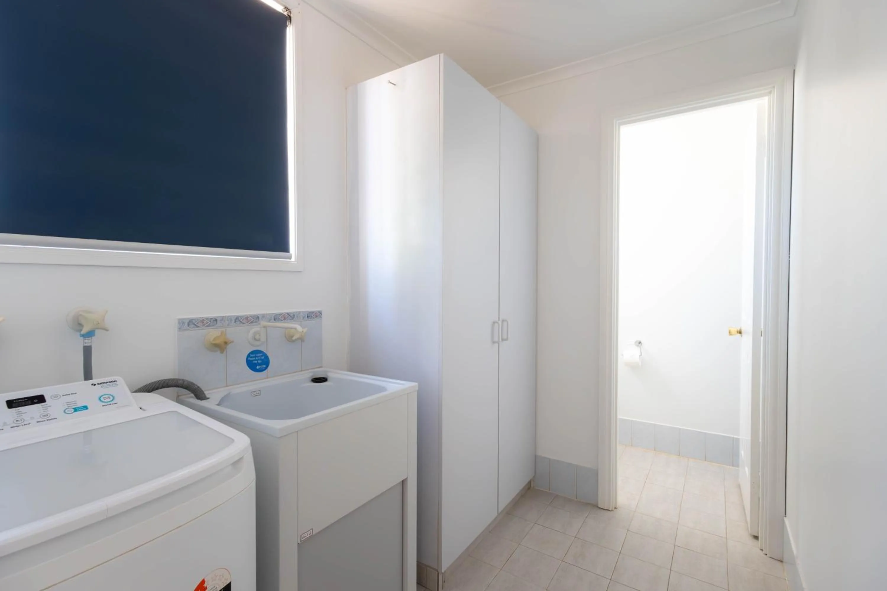 washing machine in Ningaloo Caravan and Holiday Resort