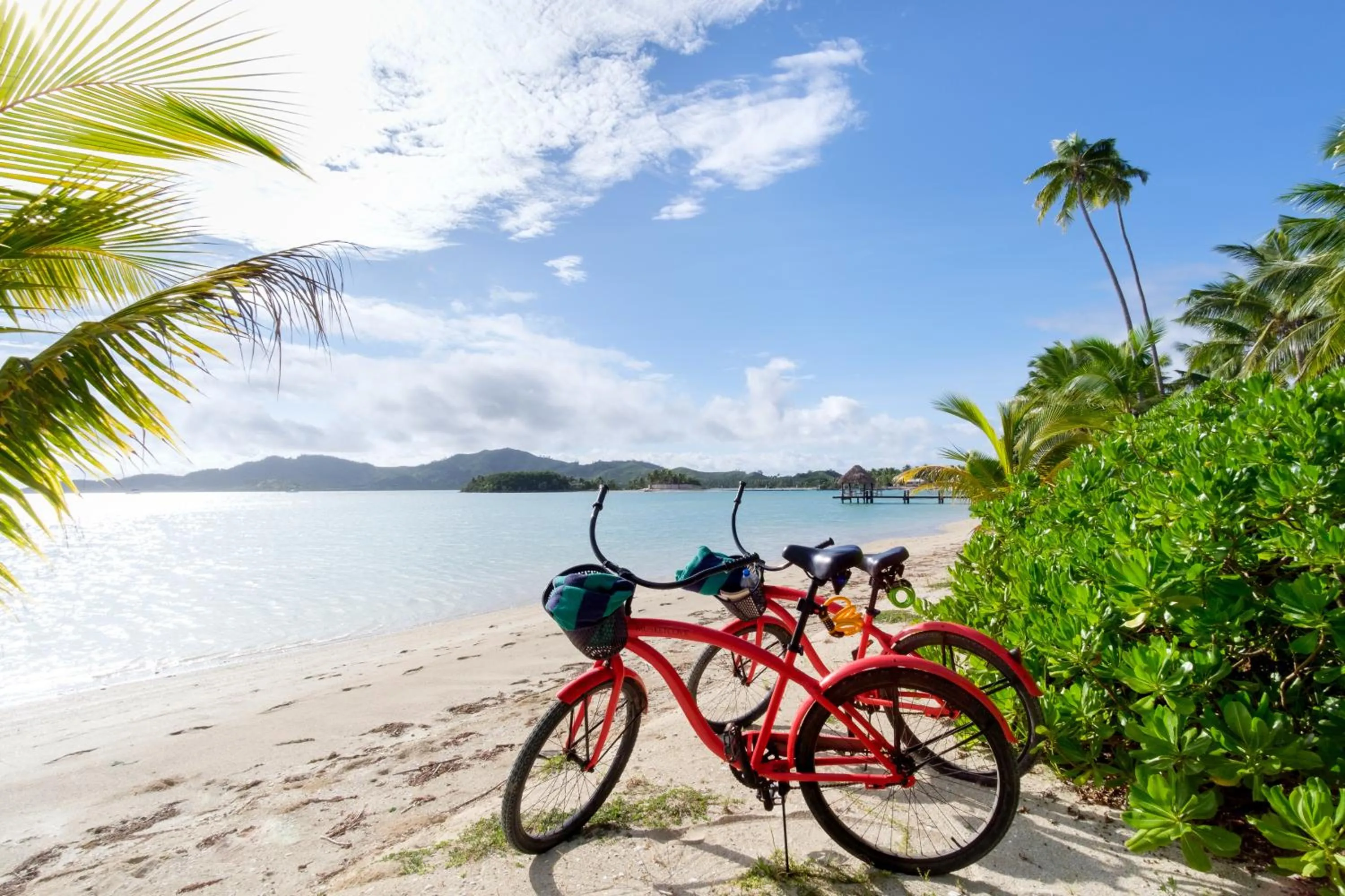 Cycling in Musket Cove Island Resort