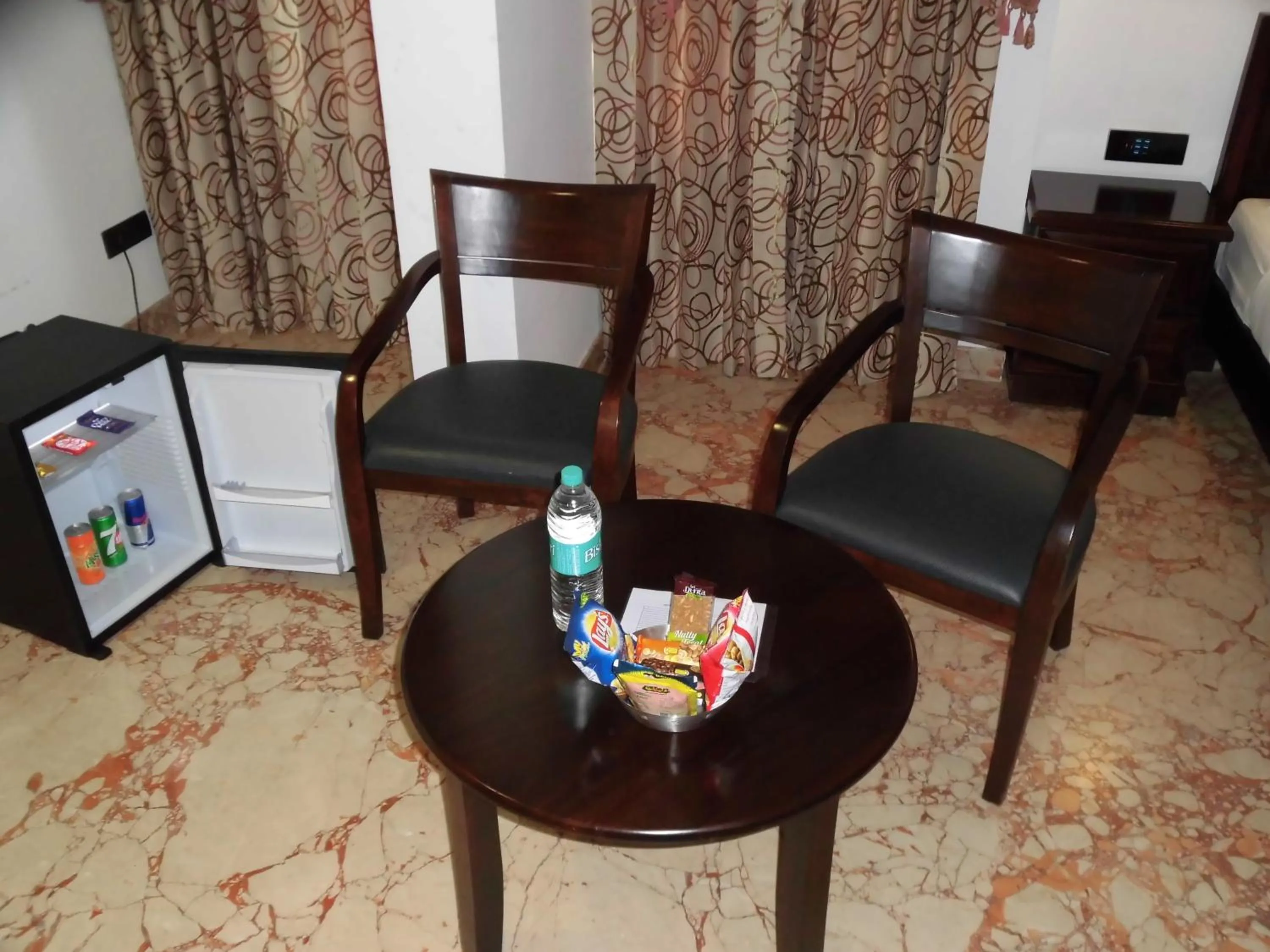 Food in Lakshmi Hotel